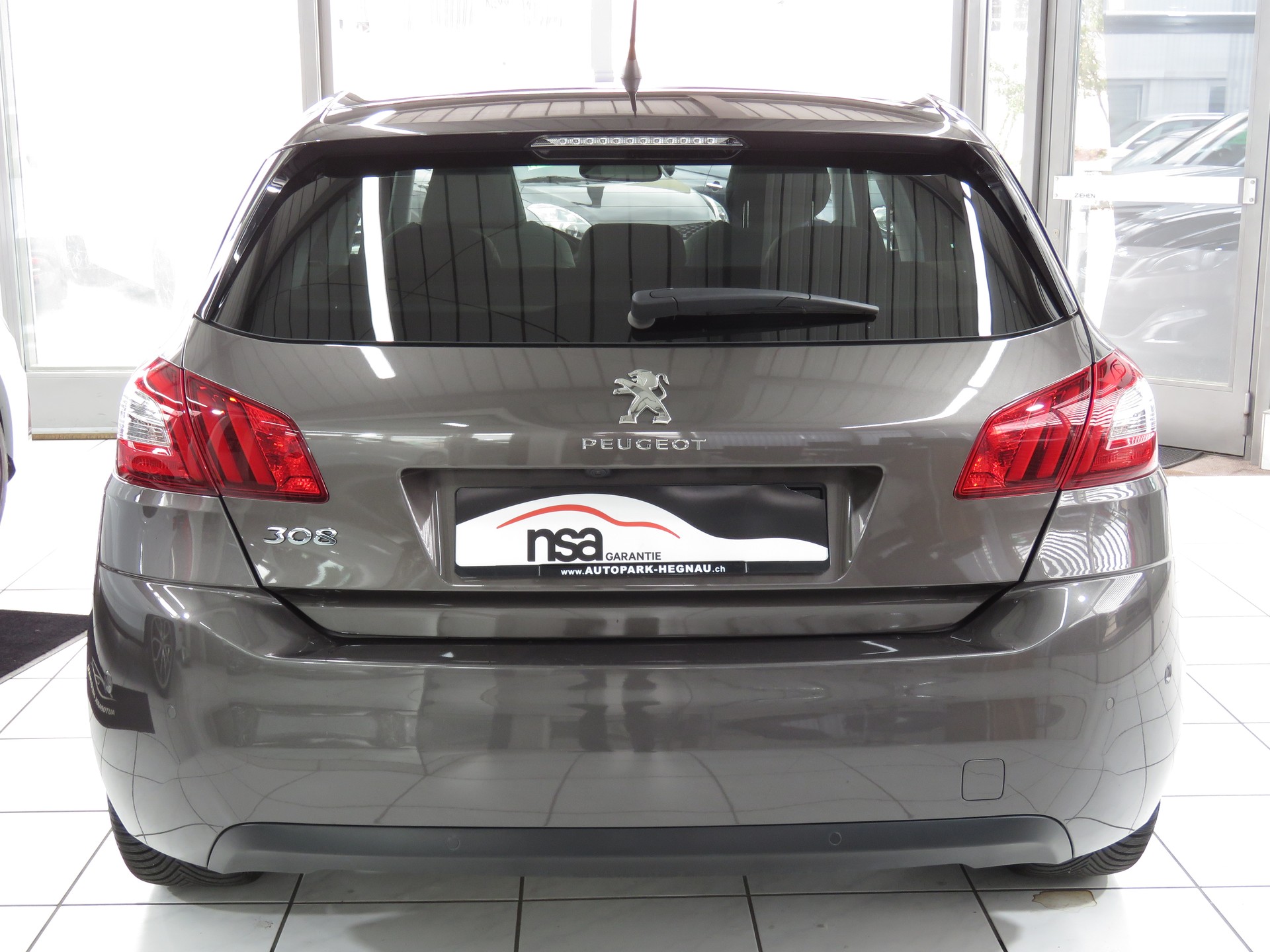 PEUGEOT 308 2.0 BlueHDI Féline Automat-image-4