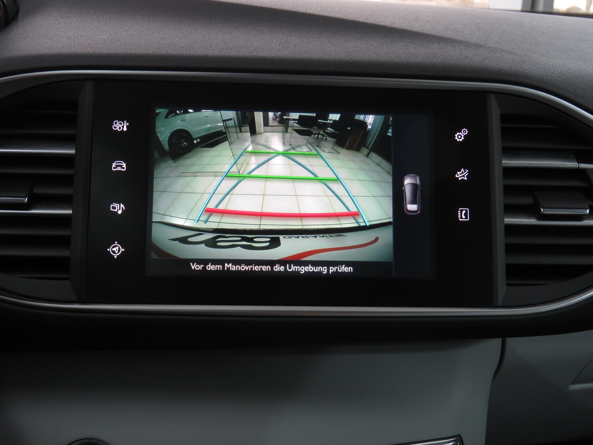 PEUGEOT 308 2.0 BlueHDI Féline Automat-image-19