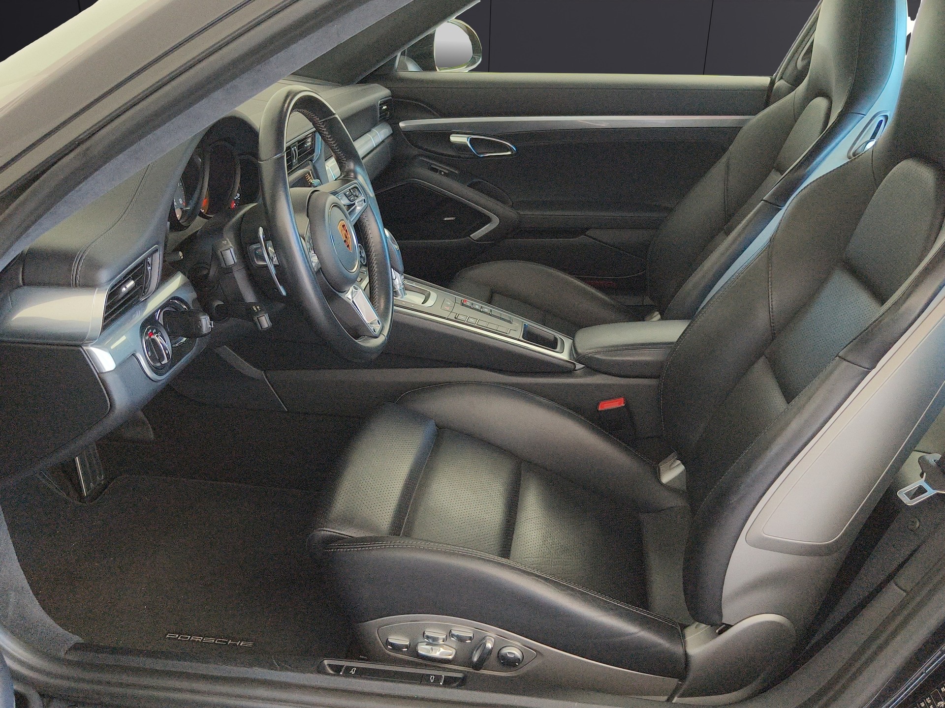 PORSCHE 911 Carrera 4S PDK-image-7