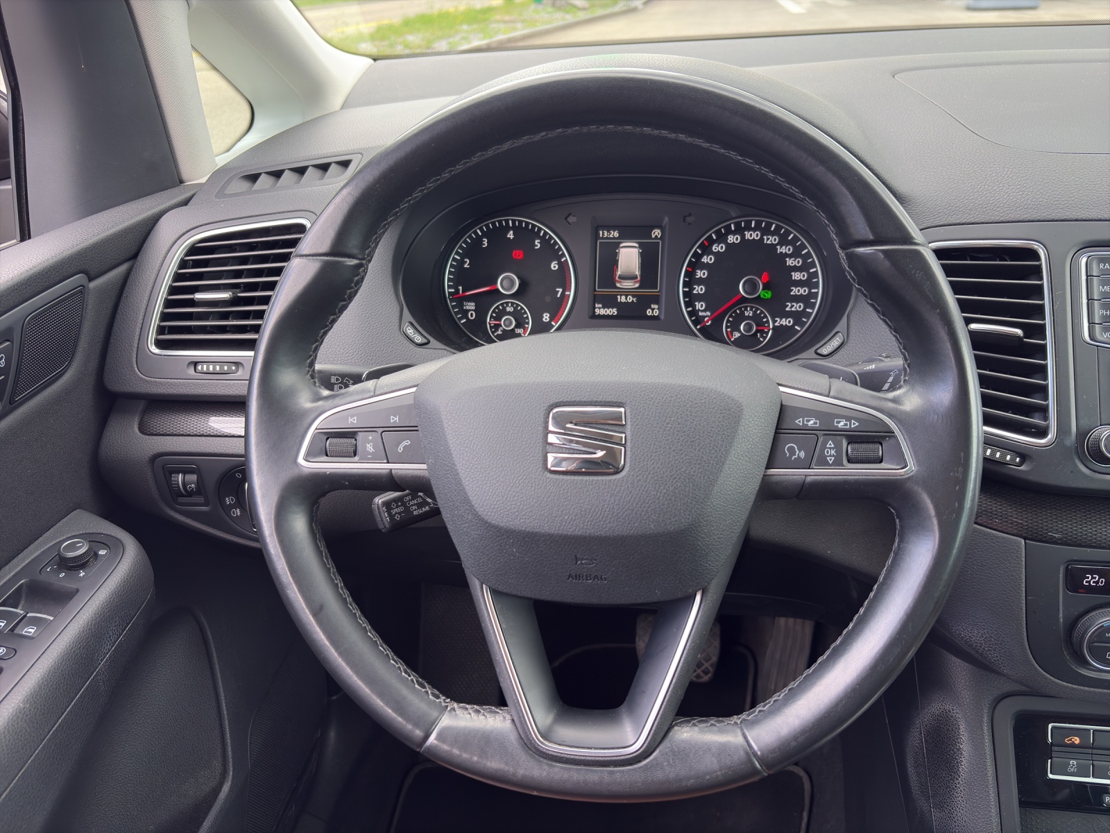 SEAT Alhambra 2.0 TSI 220 Style Advanced DSG-image-11