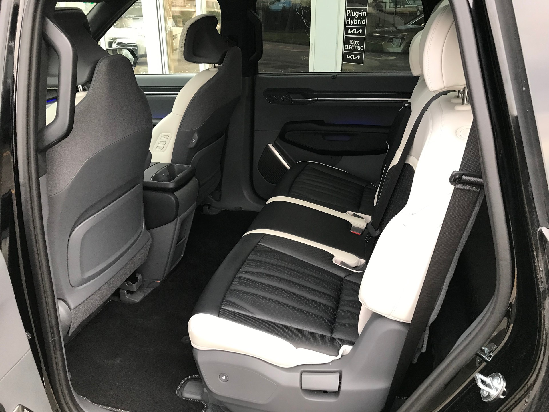 KIA EV9 99,8 kWh GT-Line 4x4-image-7
