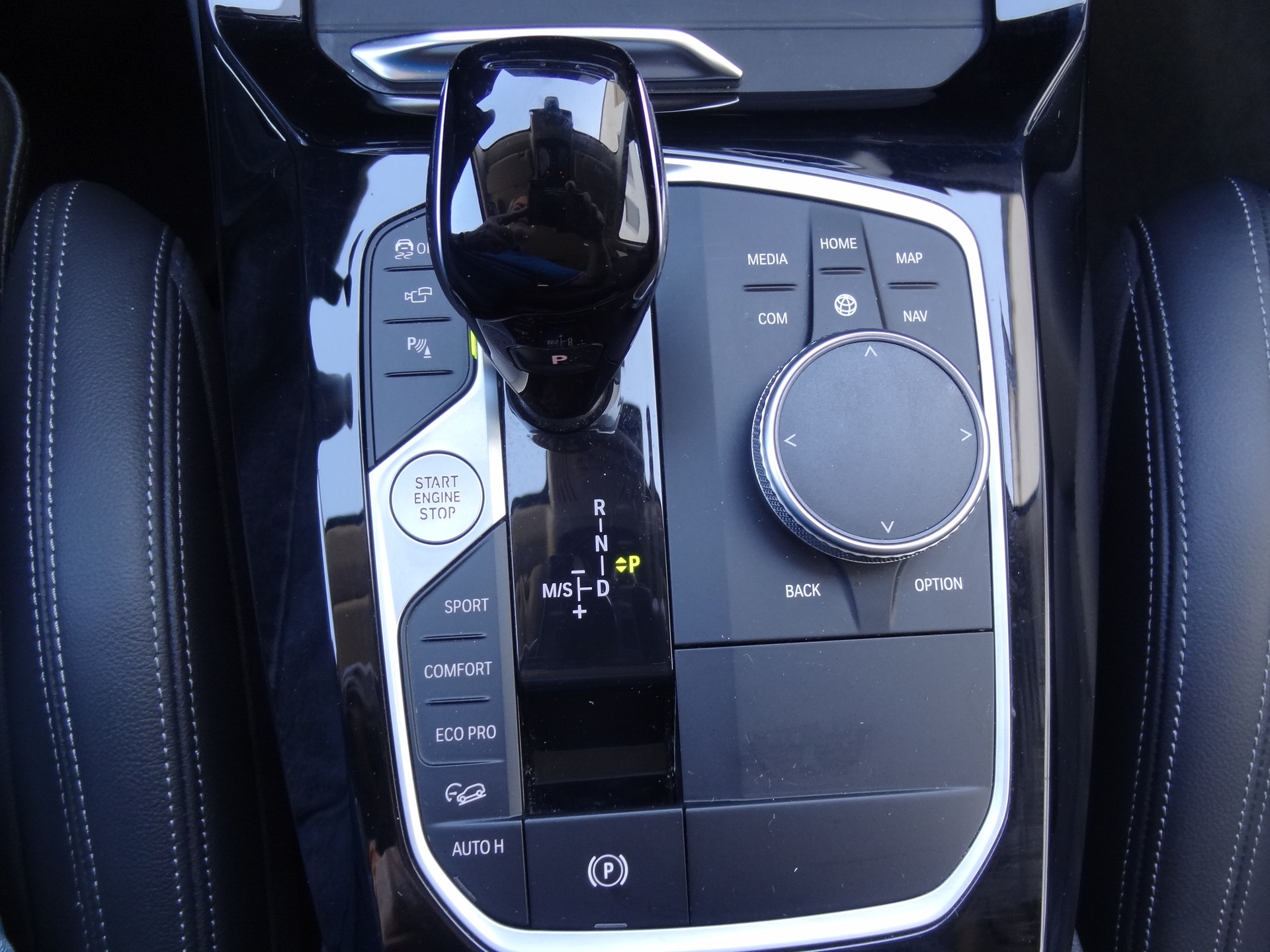 BMW X3 xDrive 20i-image-24