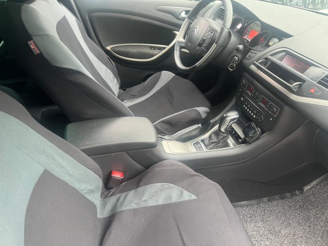 CITROEN C5 Tourer 2.0 HDi Exclusive Automatic-image-10
