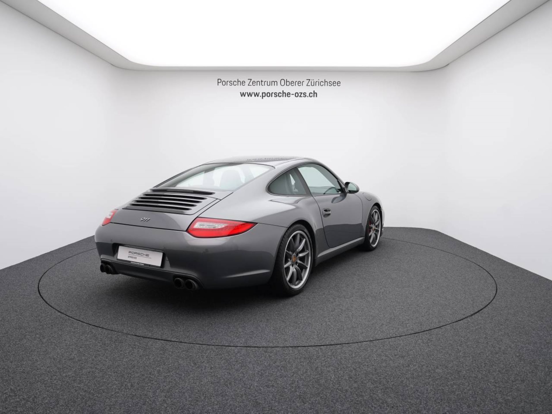 PORSCHE 911 Carrera S Coupé-image-6