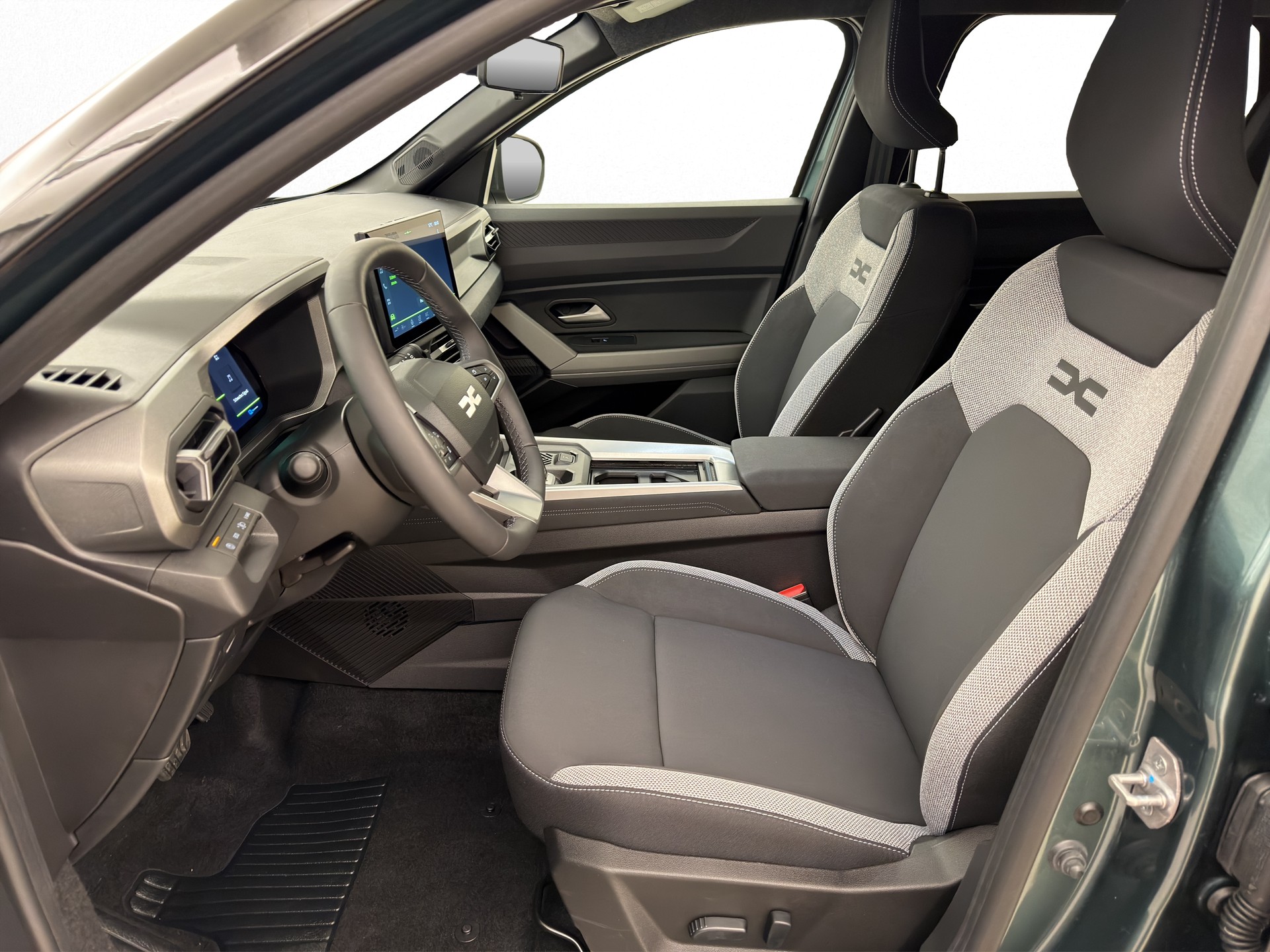 DACIA Bigster 1.8 Hybrid Journey-image-6