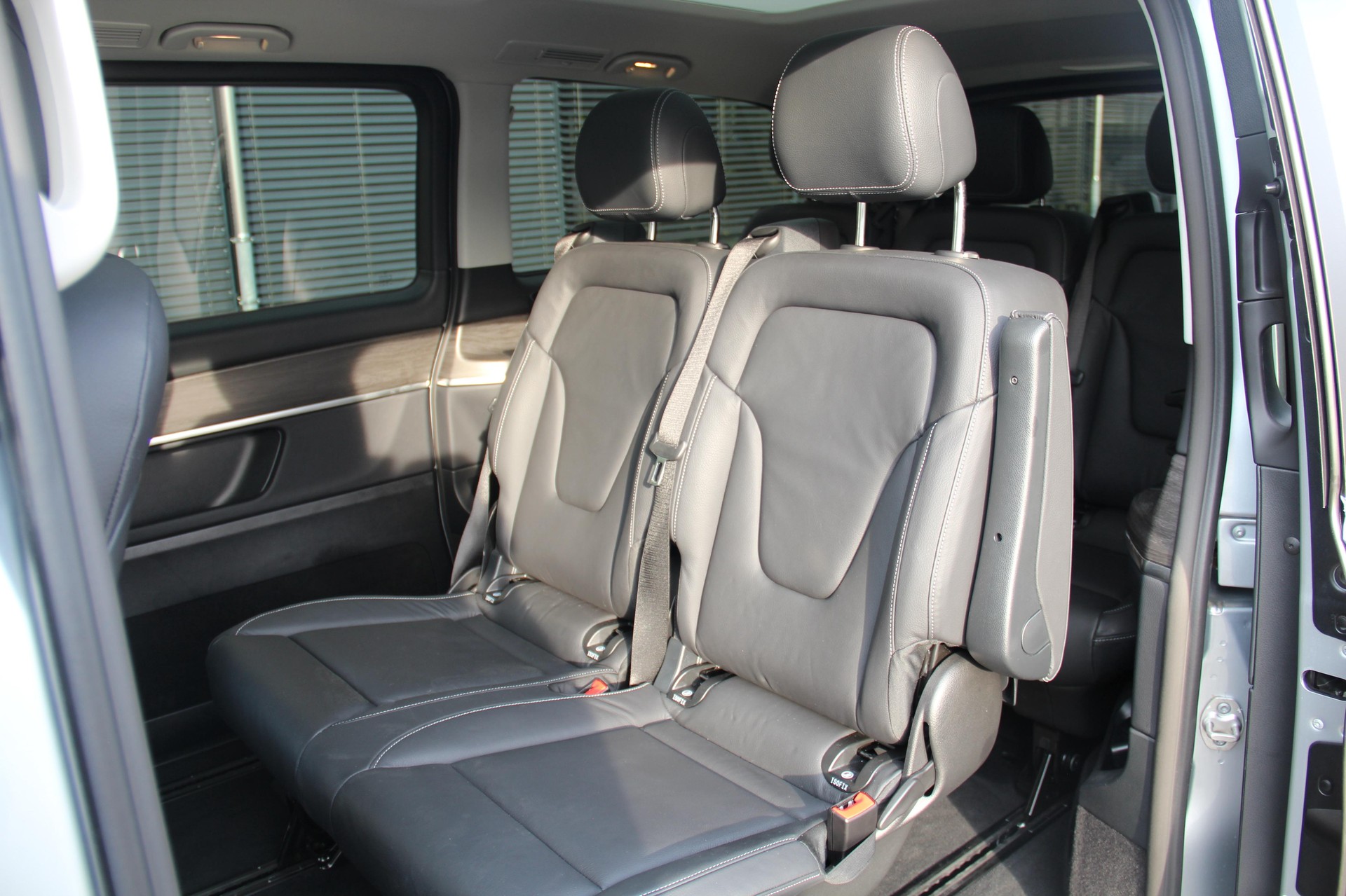 MERCEDES-BENZ V 250 d lang Avantgarde 4Matic G-Tronic-image-9