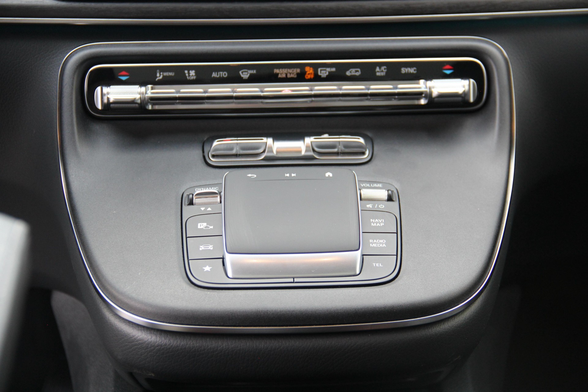 MERCEDES-BENZ V 250 d lang Avantgarde 4Matic G-Tronic-image-8