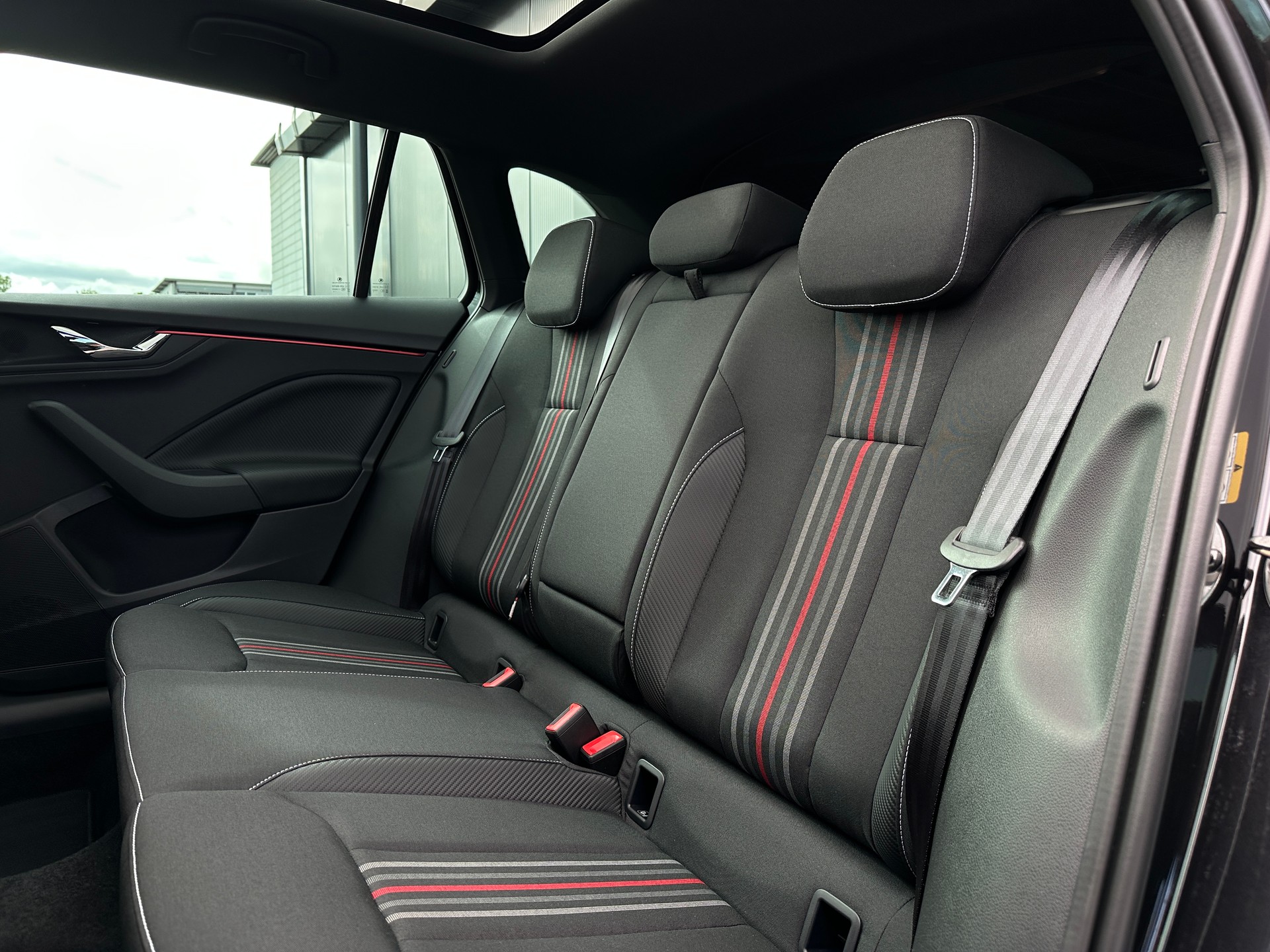 SKODA Scala 1.5 TSI Monte Carlo DSG-image-11