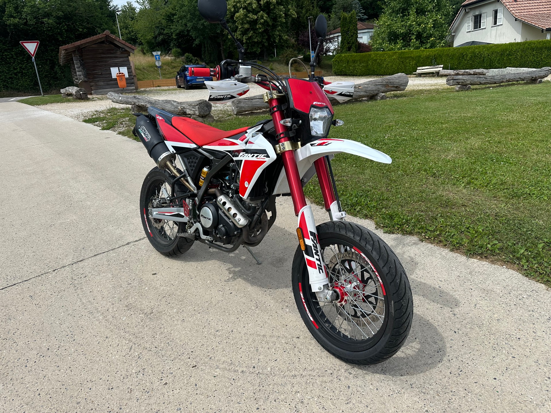 FANTIC XMF 125 Motard