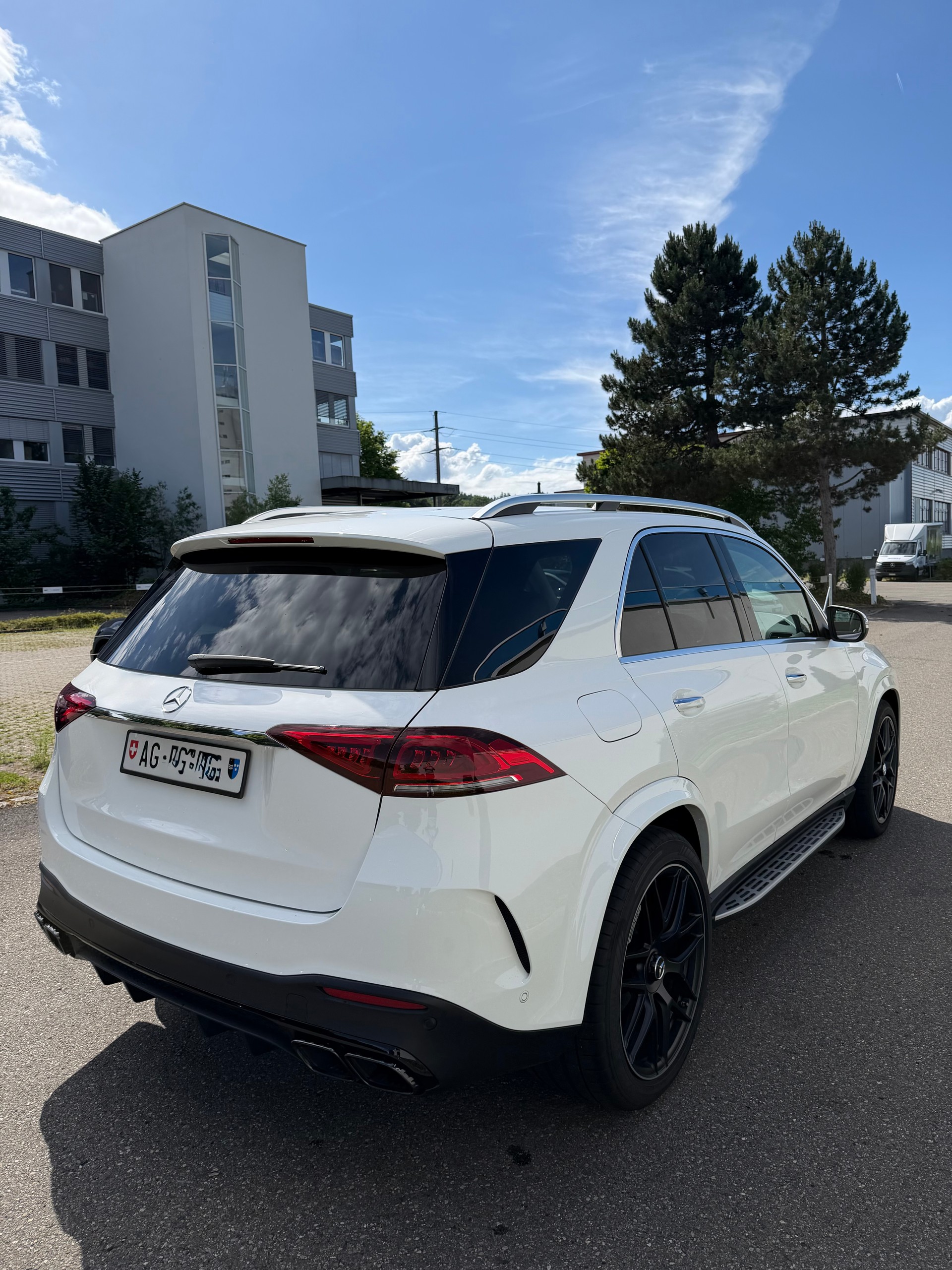 MERCEDES-BENZ GLE 300 d 4matic-image-1