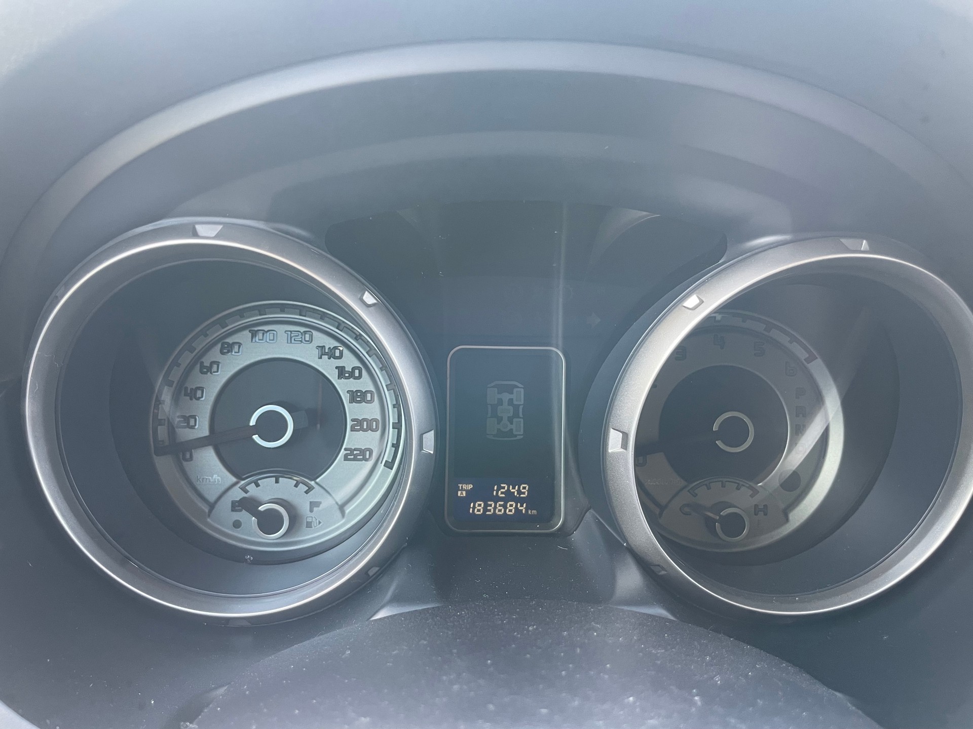 MITSUBISHI Pajero 3.2 DI-D Swiss Edition Automatic-image-12