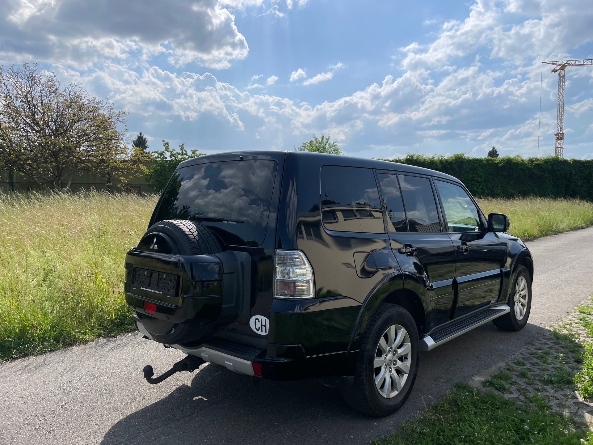 MITSUBISHI Pajero 3.2 DI-D Swiss Edition Automatic-image-4