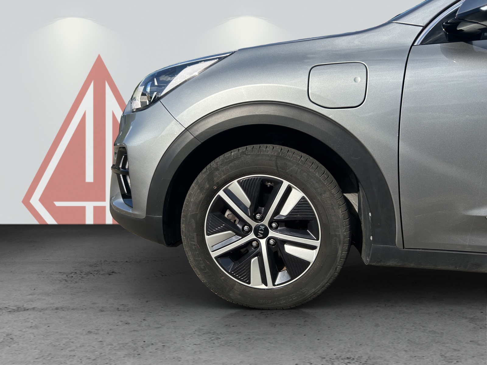 KIA Niro 1.6 GDi Plug-in Hybrid Power-image-16