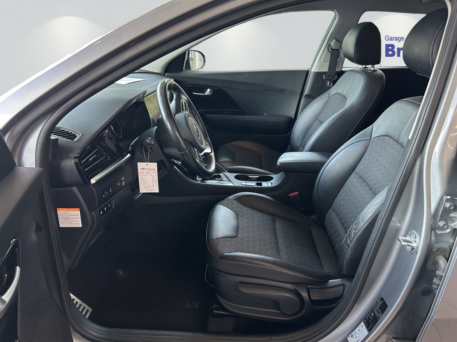 KIA Niro 1.6 GDi Plug-in Hybrid Power-image-7