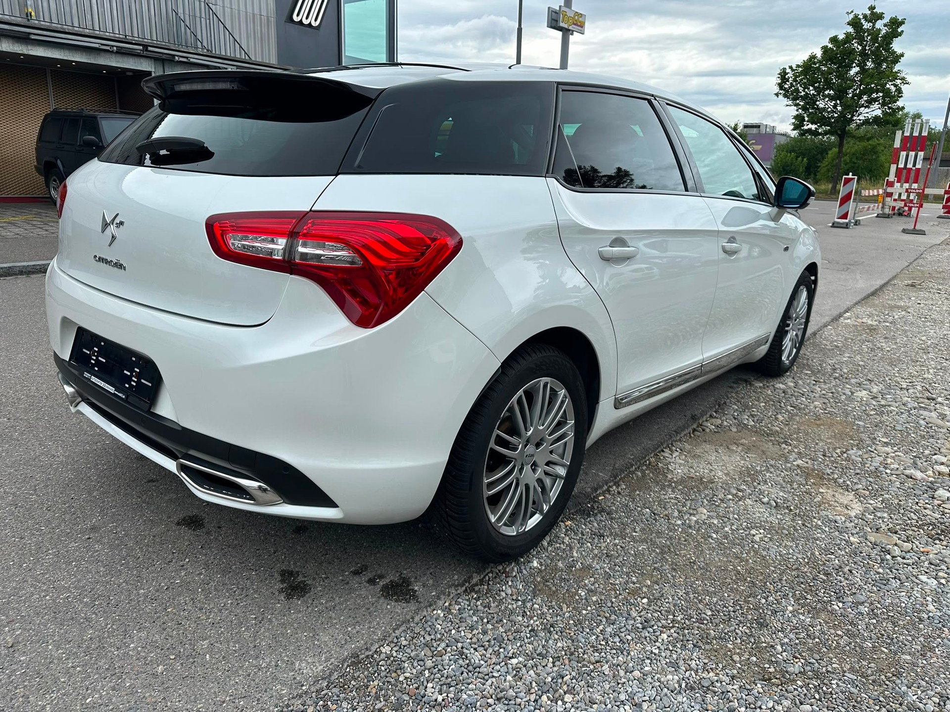 DS AUTOMOBILES DS5 HYbrid4 200 SO Chic EGS6-image-5