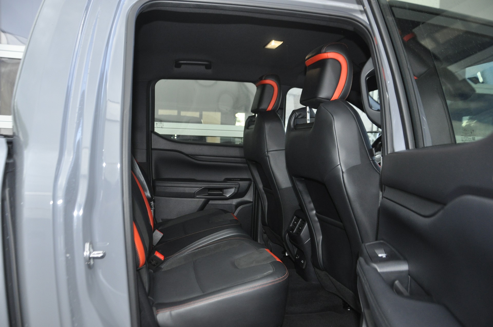 FORD Ranger Raptor 3.0 Eco Boost 4x4 A-image-9