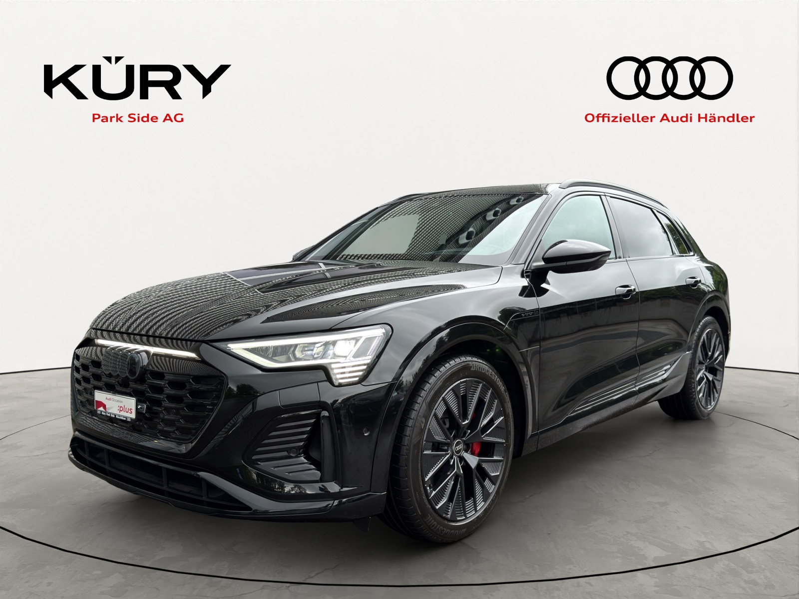 AUDI Q8 50 e-tron Black Edition-image-0