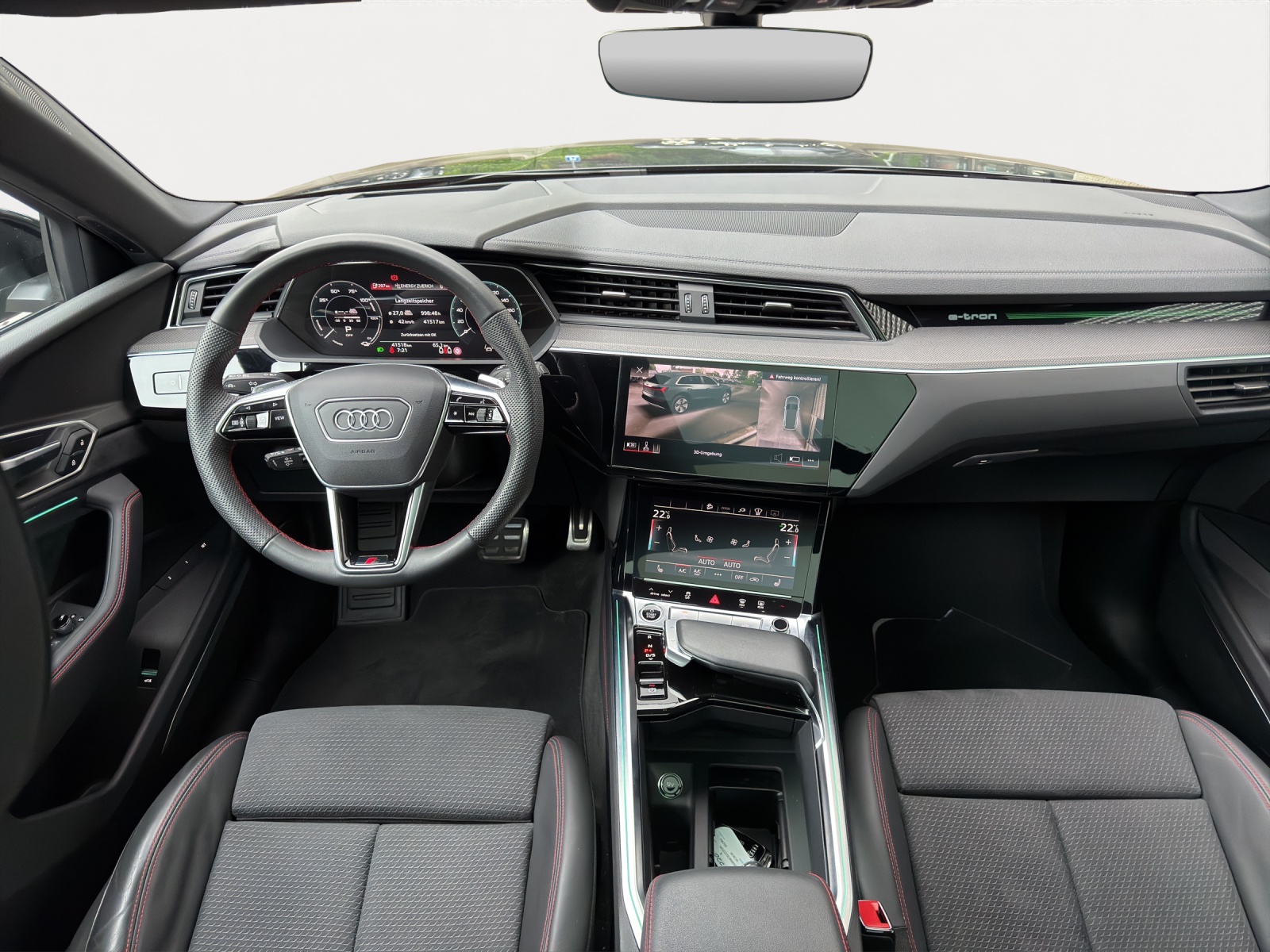 AUDI Q8 50 e-tron Black Edition-image-5