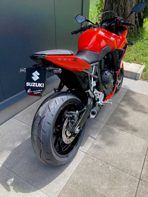 SUZUKI GSX 8 R-image-2