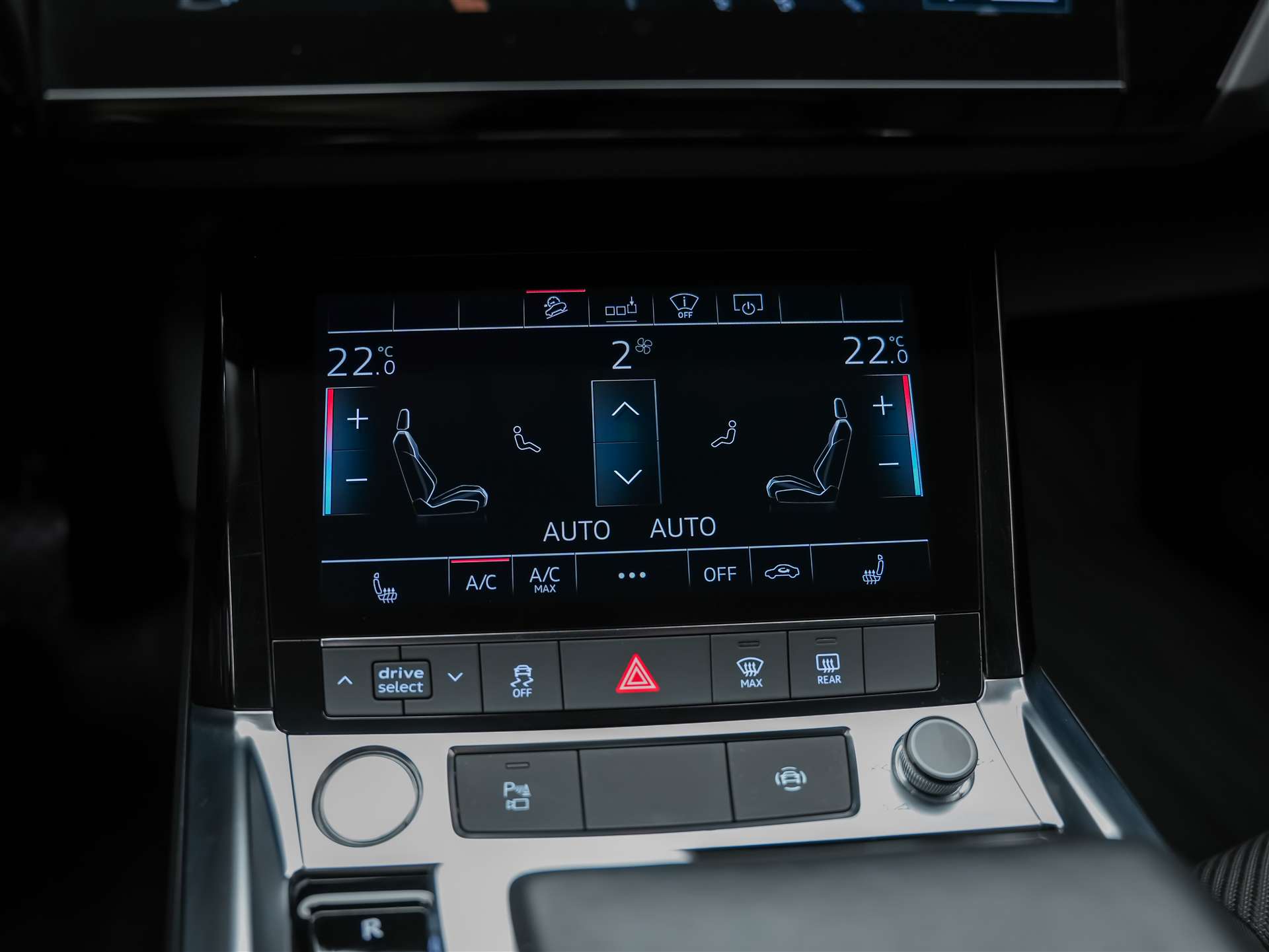 AUDI e-tron 50 Advanced Attraction quattro *Head Up Display*360° Kamera*Sitzheizung*-image-21
