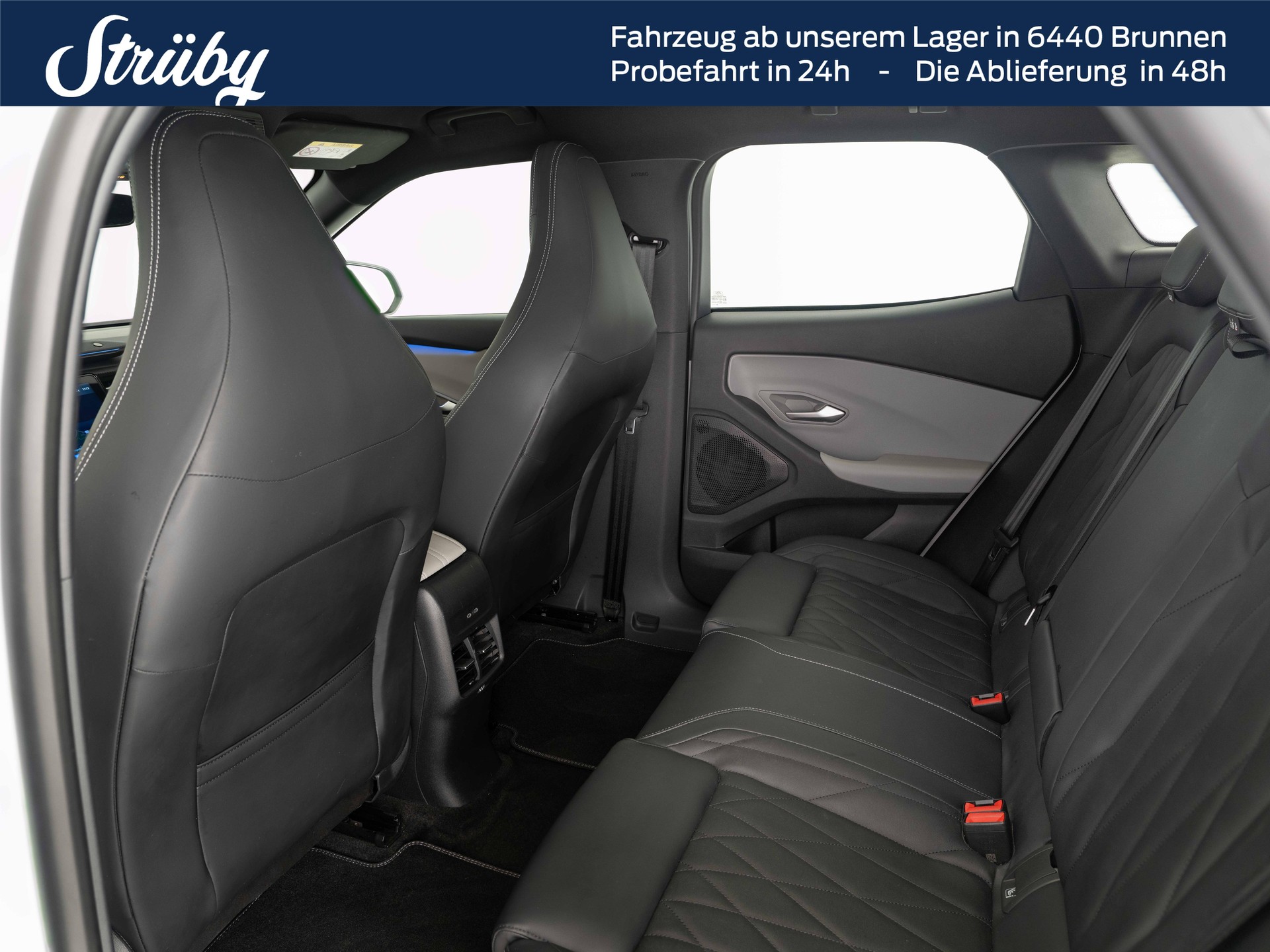 FORD Explorer Extended Range Premium AWD-image-29