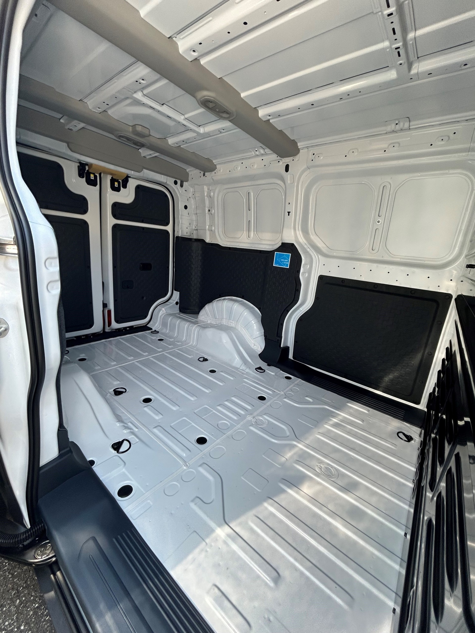 KIA PV5 Cargo 71.2 kWh Elite-image-7