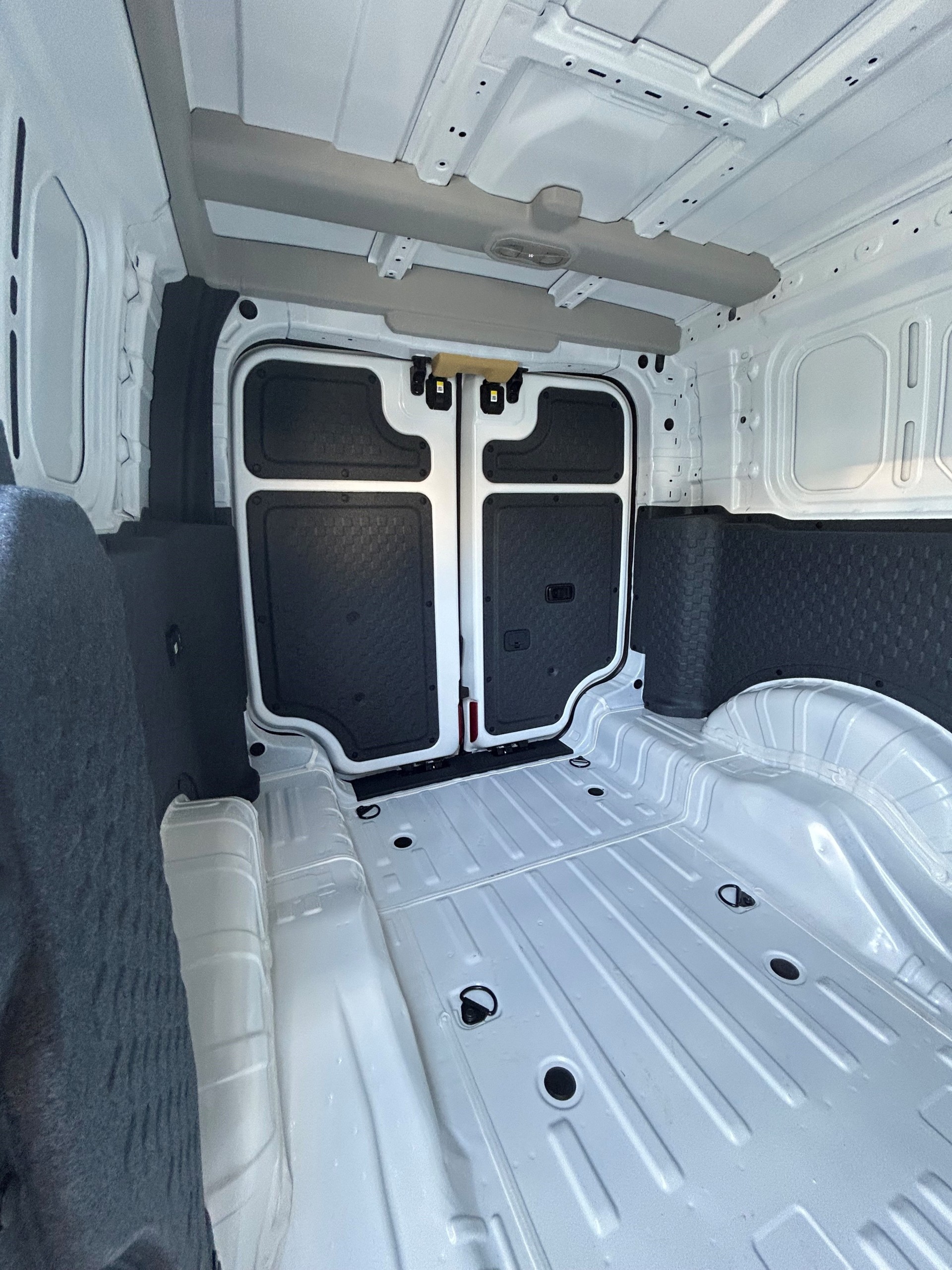 KIA PV5 Cargo 71.2 kWh Elite-image-7