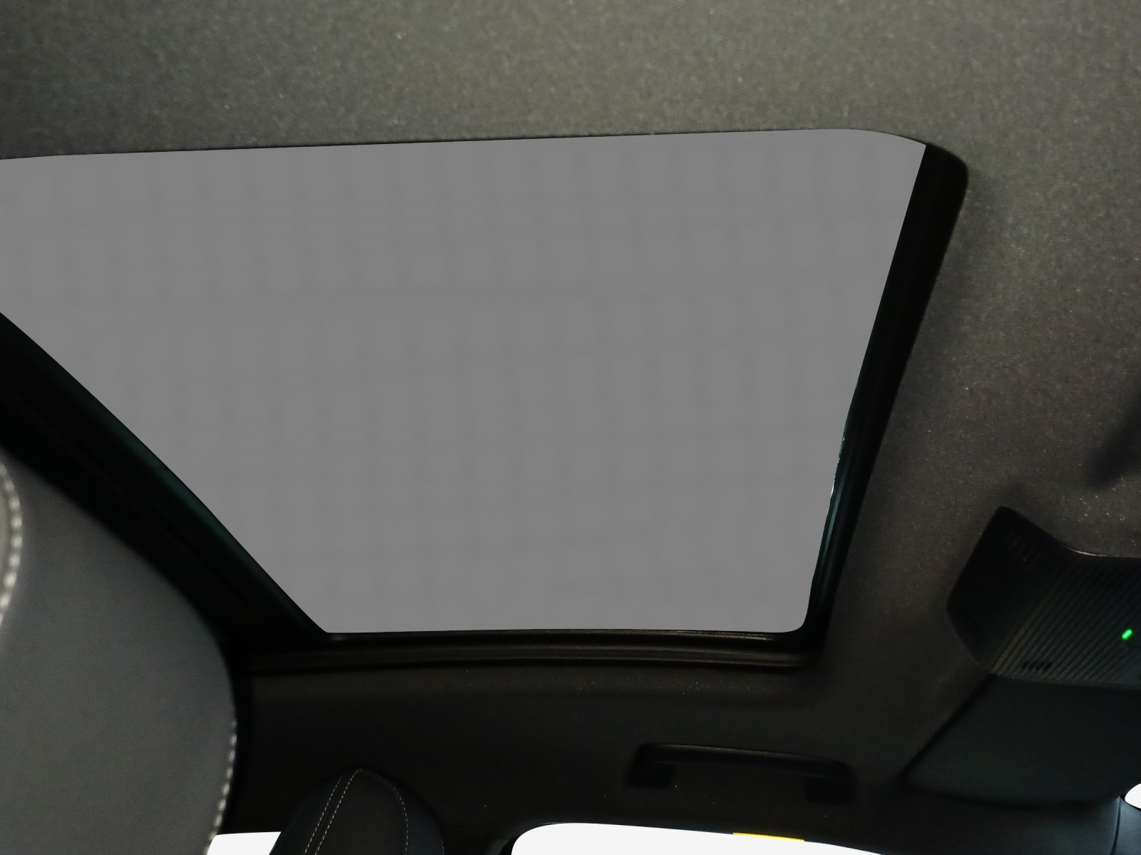 AUDI Q4 e-tron 45 quattro-image-13
