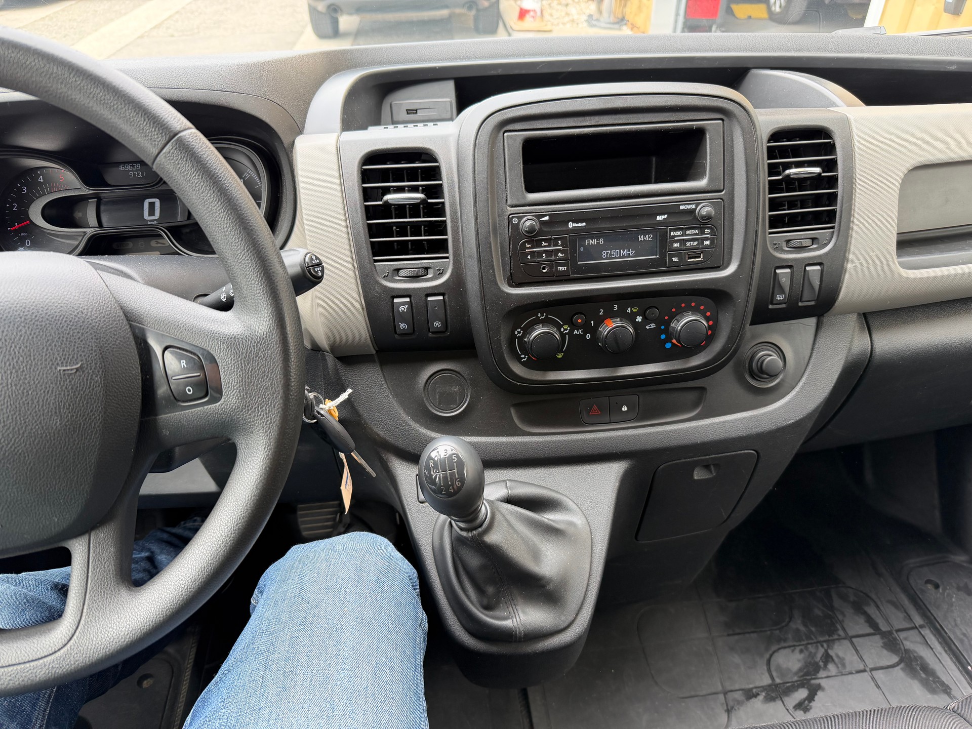 RENAULT Trafic 1.6 ENERGY TwinT. dCi145 2.9t Busin. L2H1-image-12