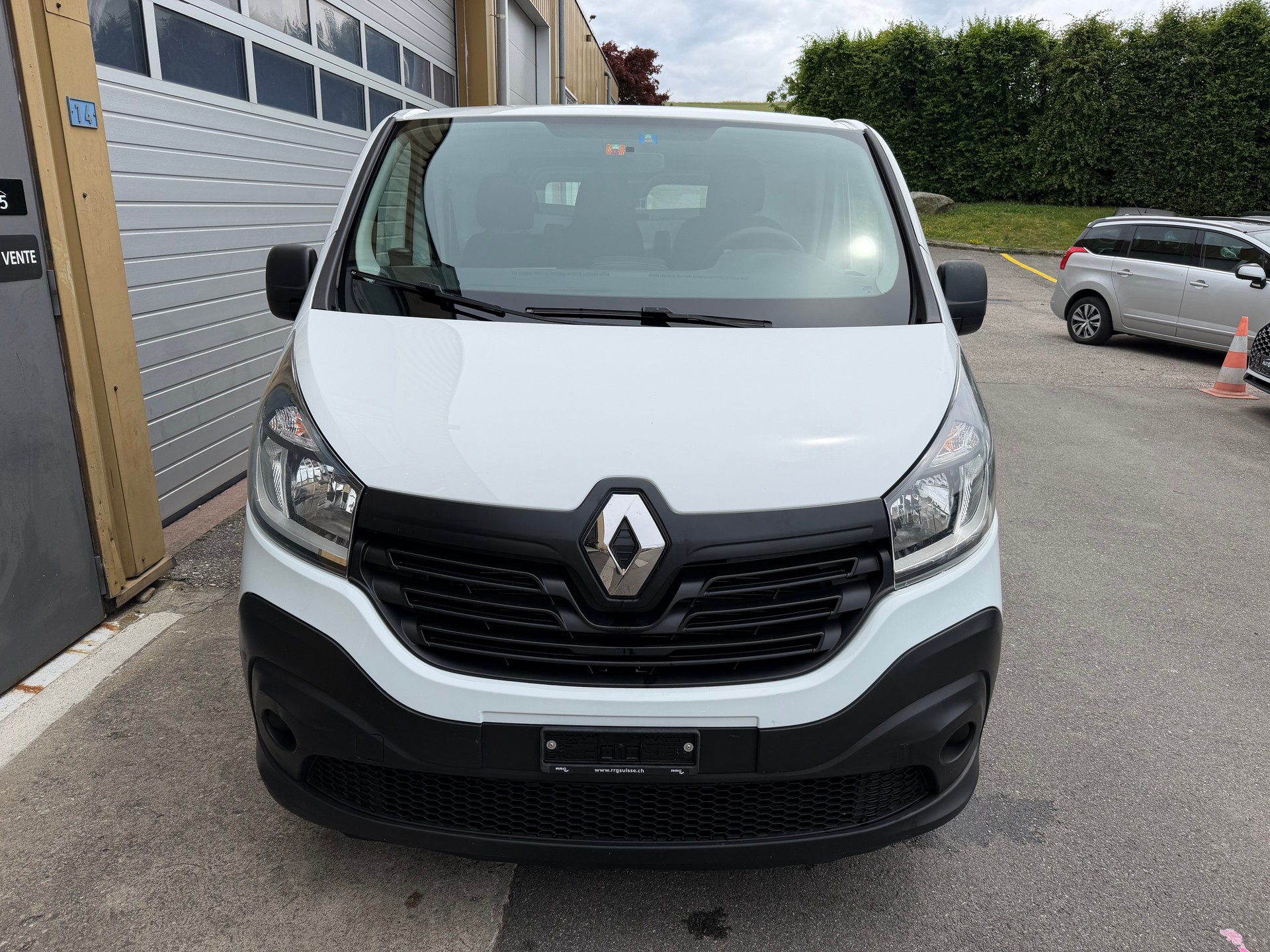 RENAULT Trafic 1.6 ENERGY TwinT. dCi145 2.9t Busin. L2H1-image-8
