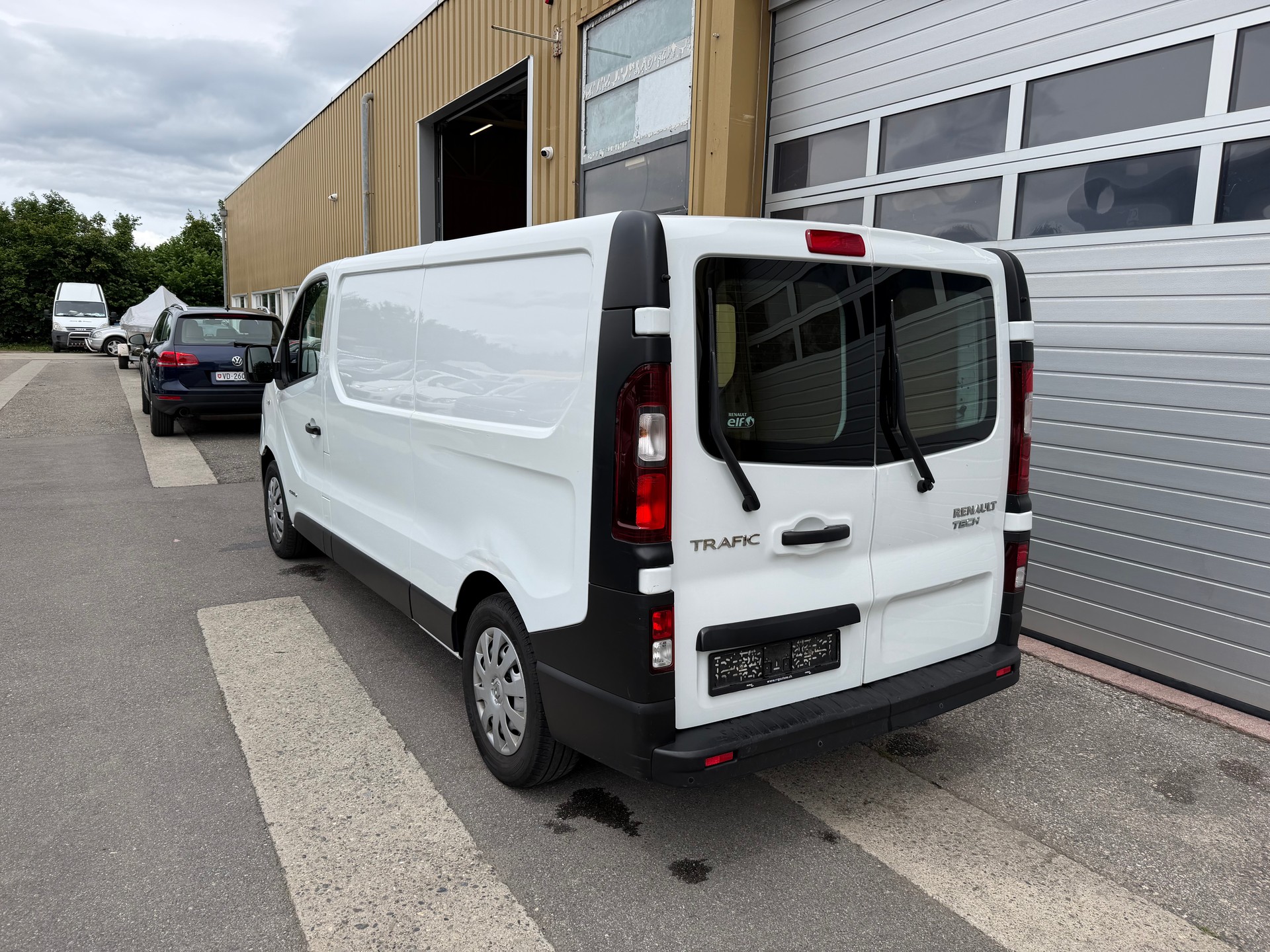RENAULT Trafic 1.6 ENERGY TwinT. dCi145 2.9t Busin. L2H1-image-3
