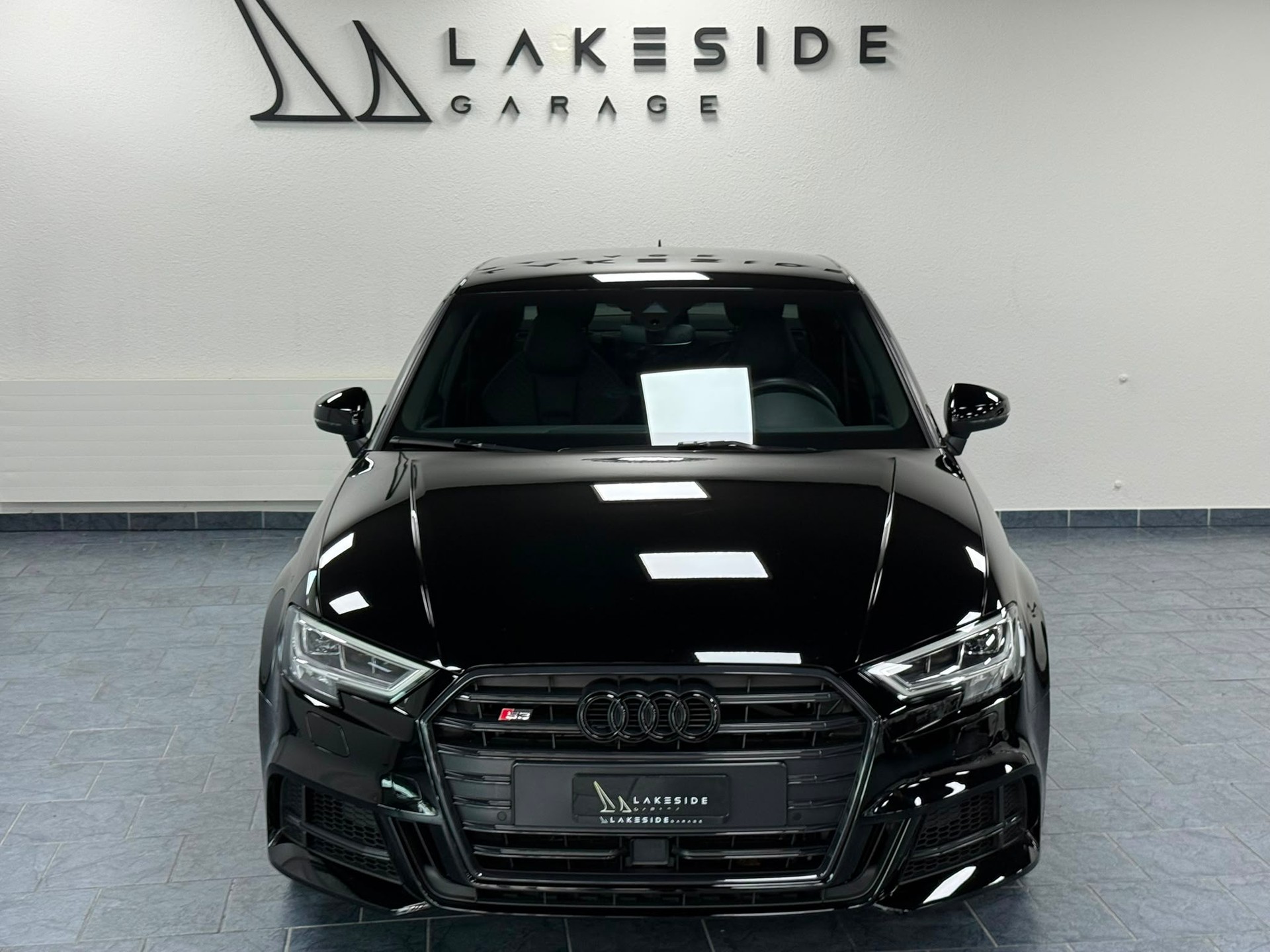 AUDI S3 Limousine 2.0 TFSI quattro S-tronic-image-1