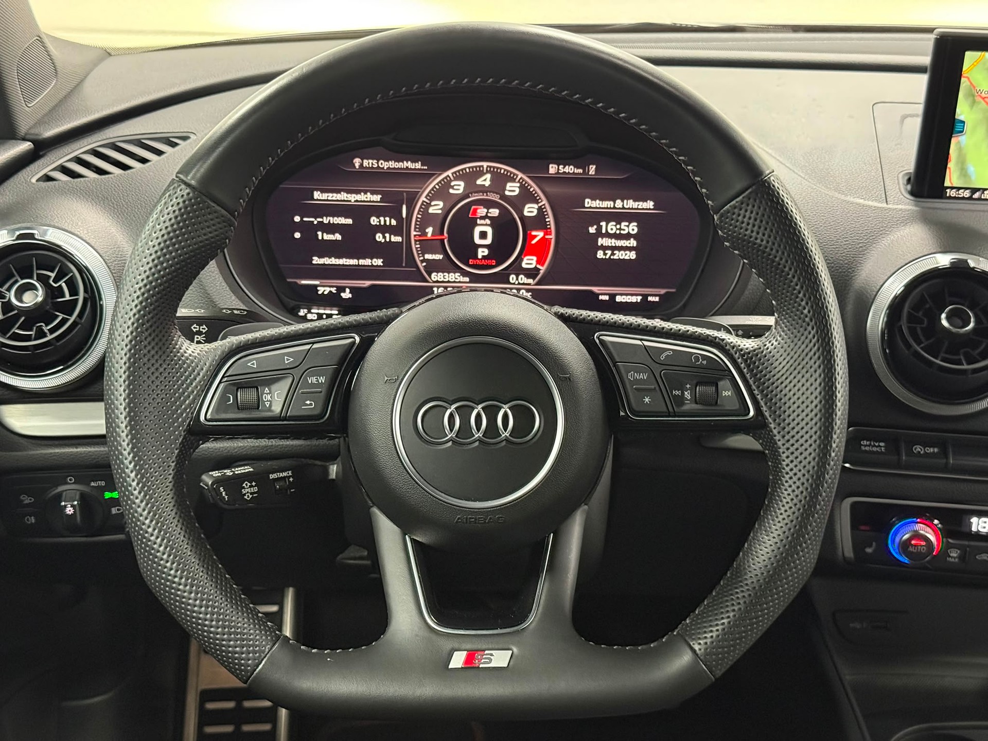 AUDI S3 Limousine 2.0 TFSI quattro S-tronic-image-15