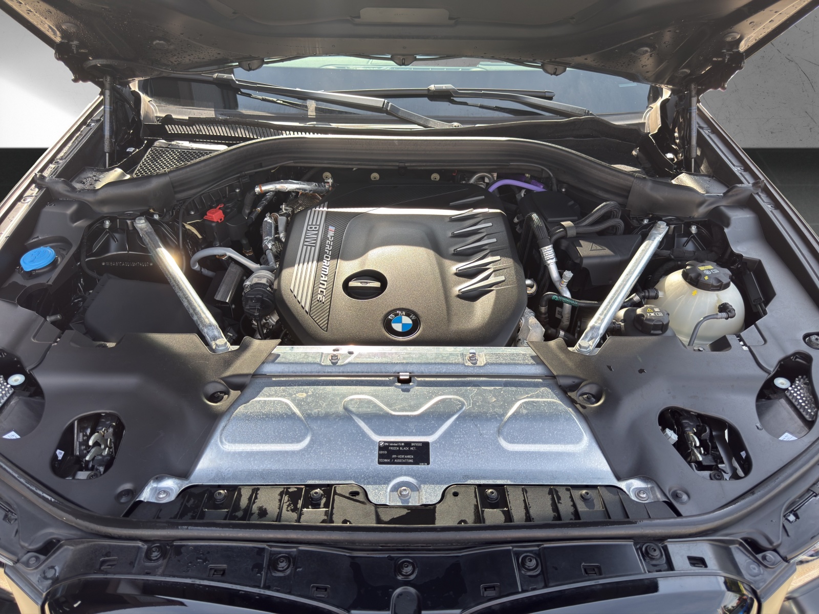 BMW X4 xDrive 48V M40d Steptronic-image-19