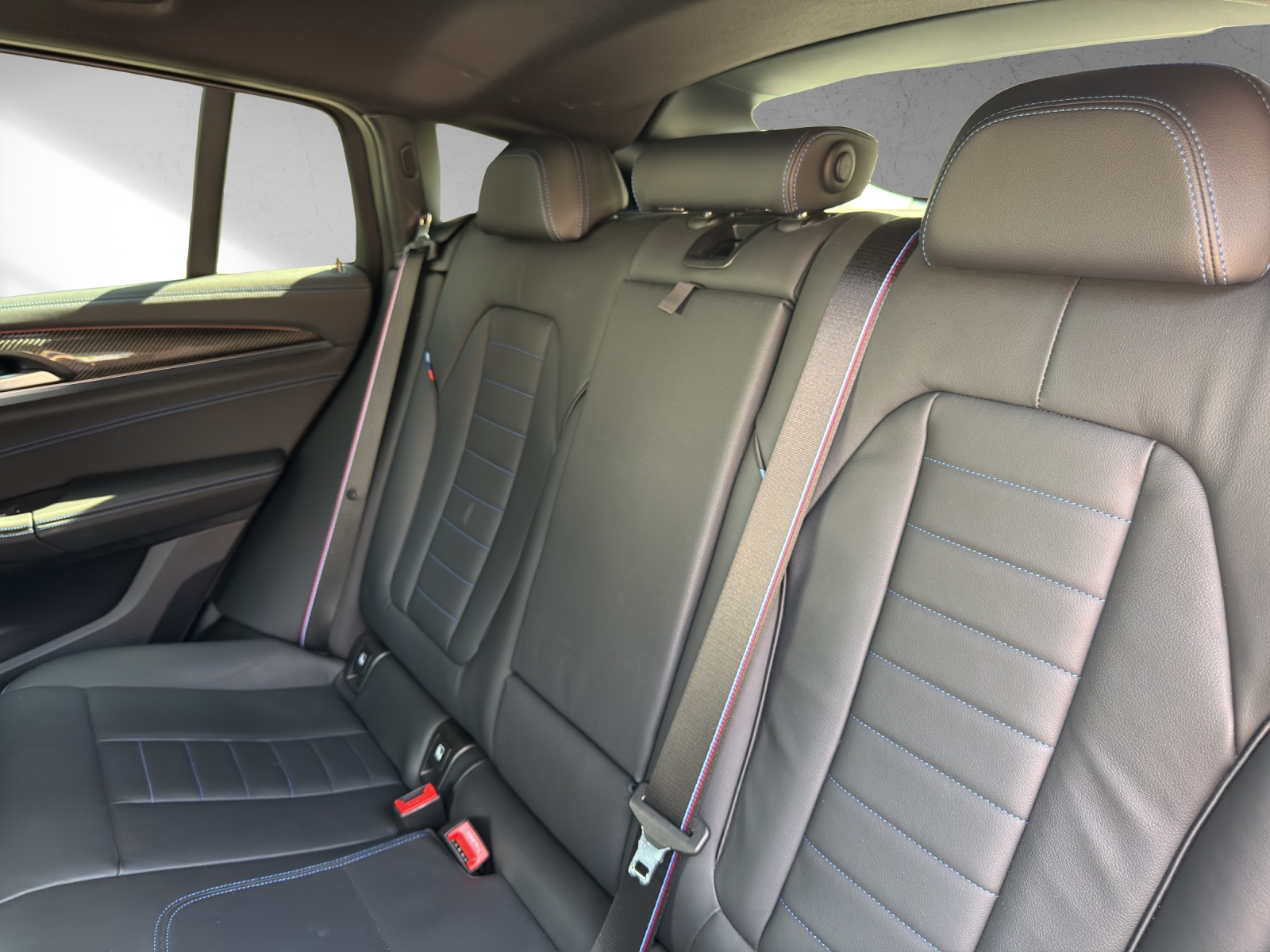 BMW X4 xDrive 48V M40d Steptronic-image-17