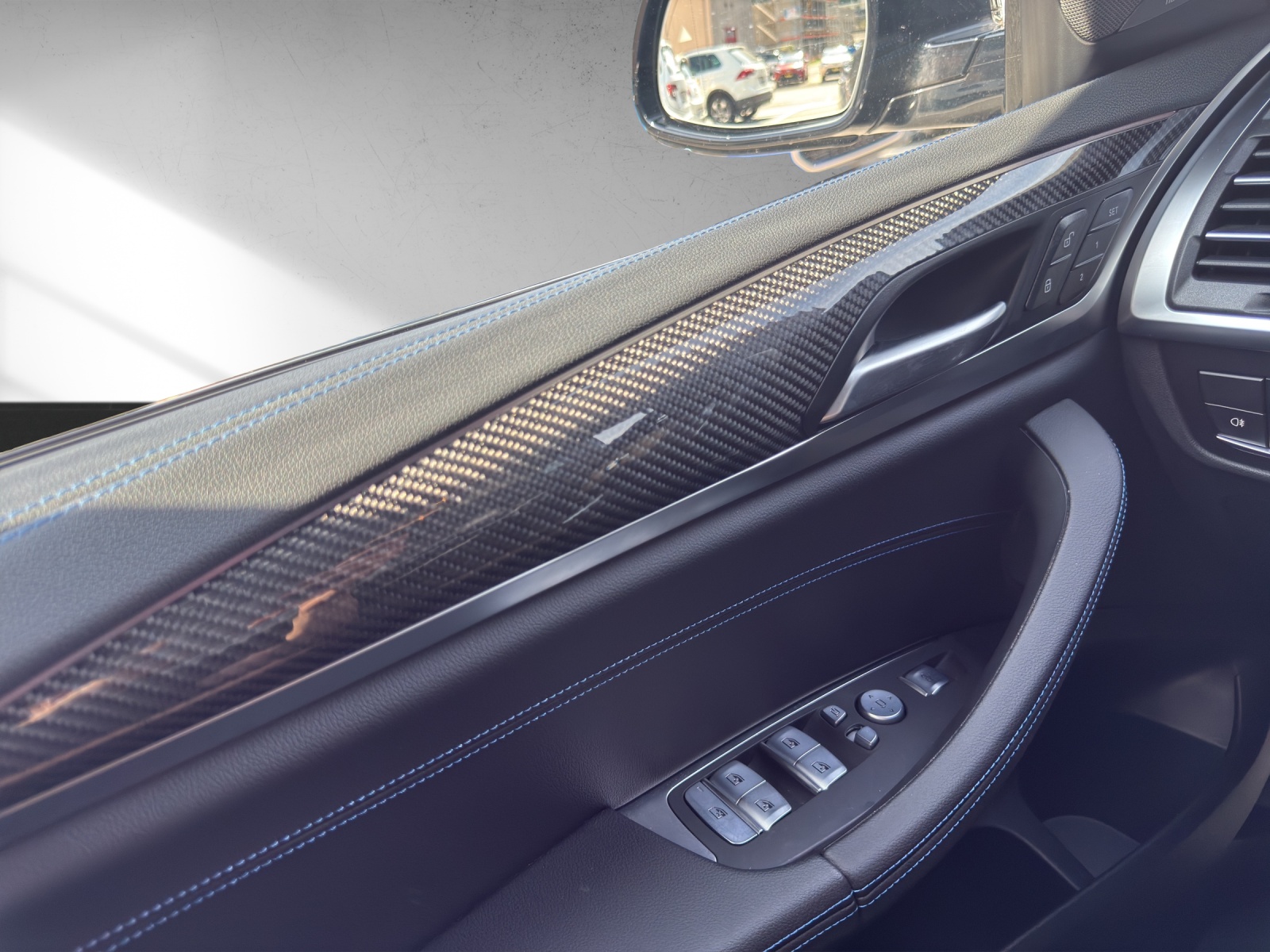 BMW X4 xDrive 48V M40d Steptronic-image-14