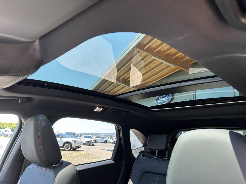 FORD Kuga 2.5 Hybrid ST-Line X 4x4 **Black Edition**-image-18