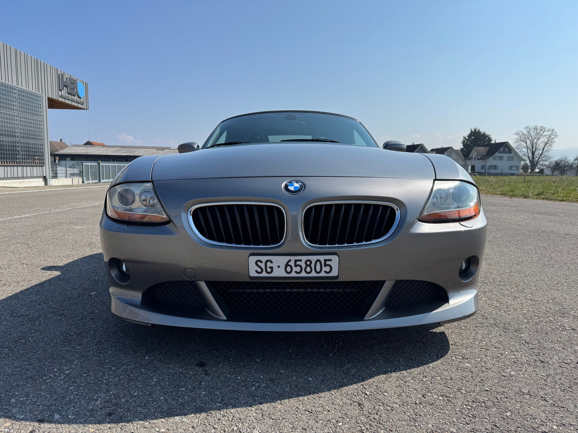 BMW 3.0i-image-7