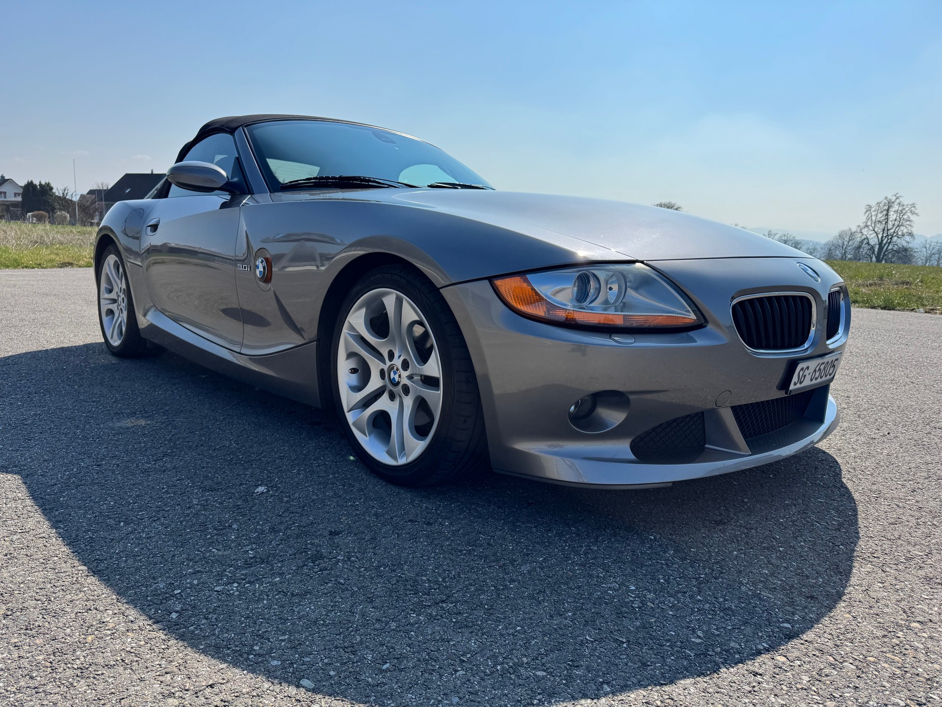 BMW 3.0i-image-6
