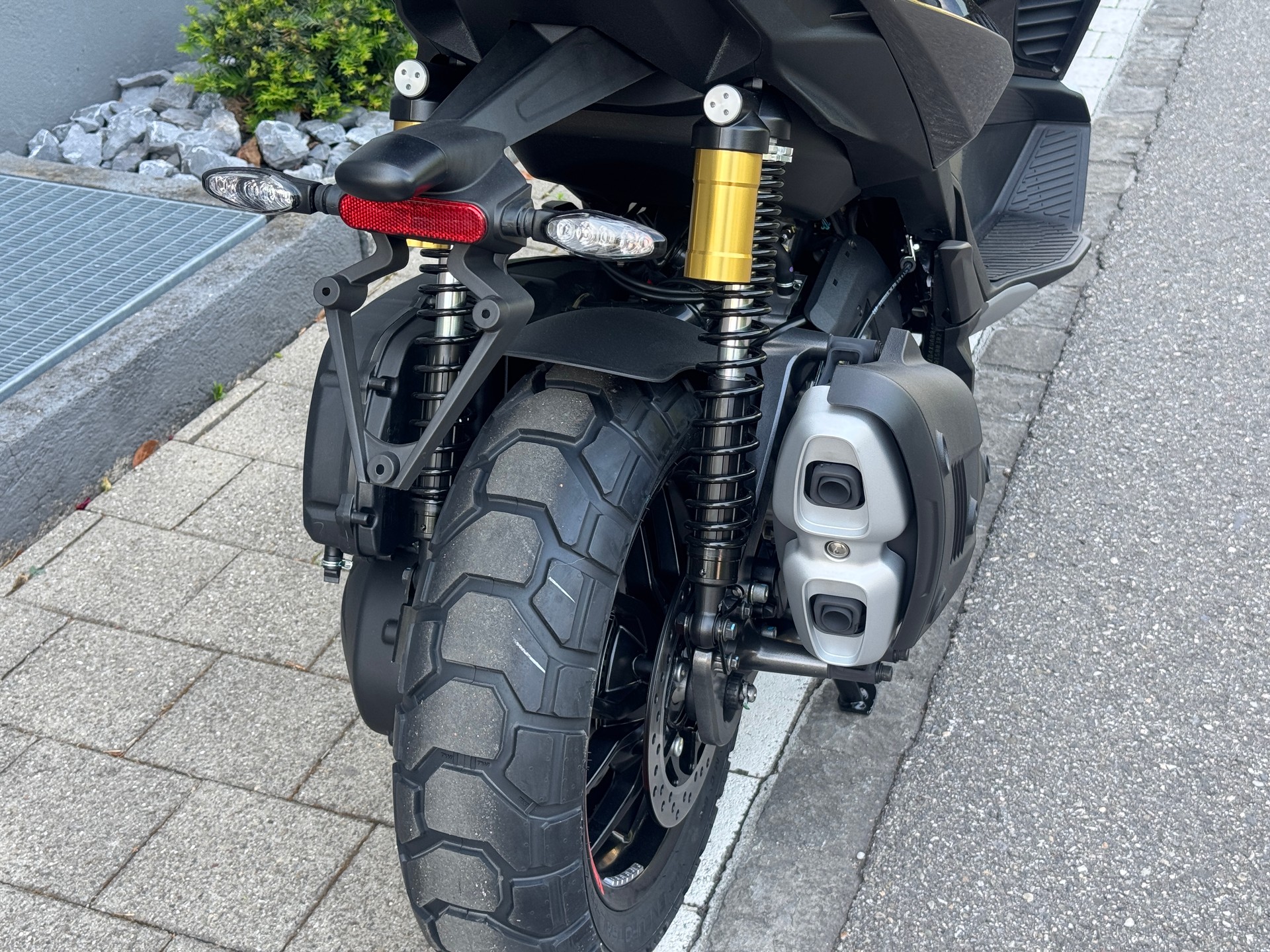 APRILIA SR-image-14