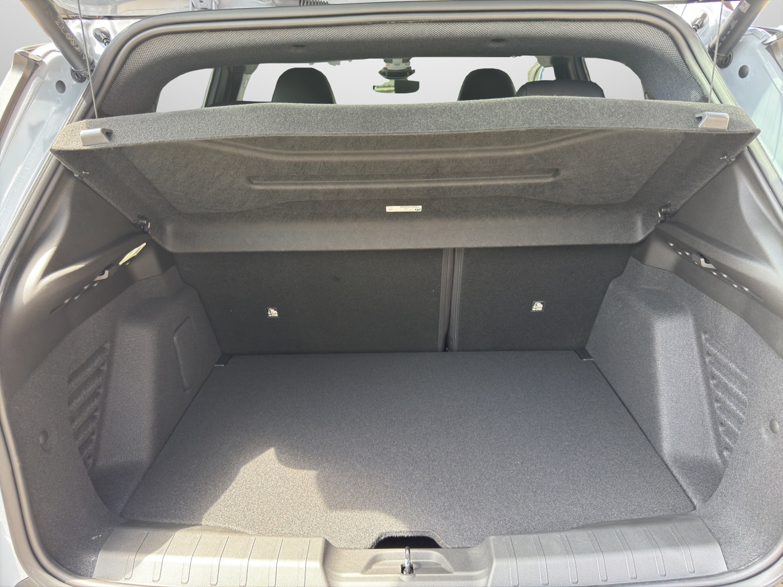 JEEP Avenger 1.2 MHEV Overland 4xe-image-13