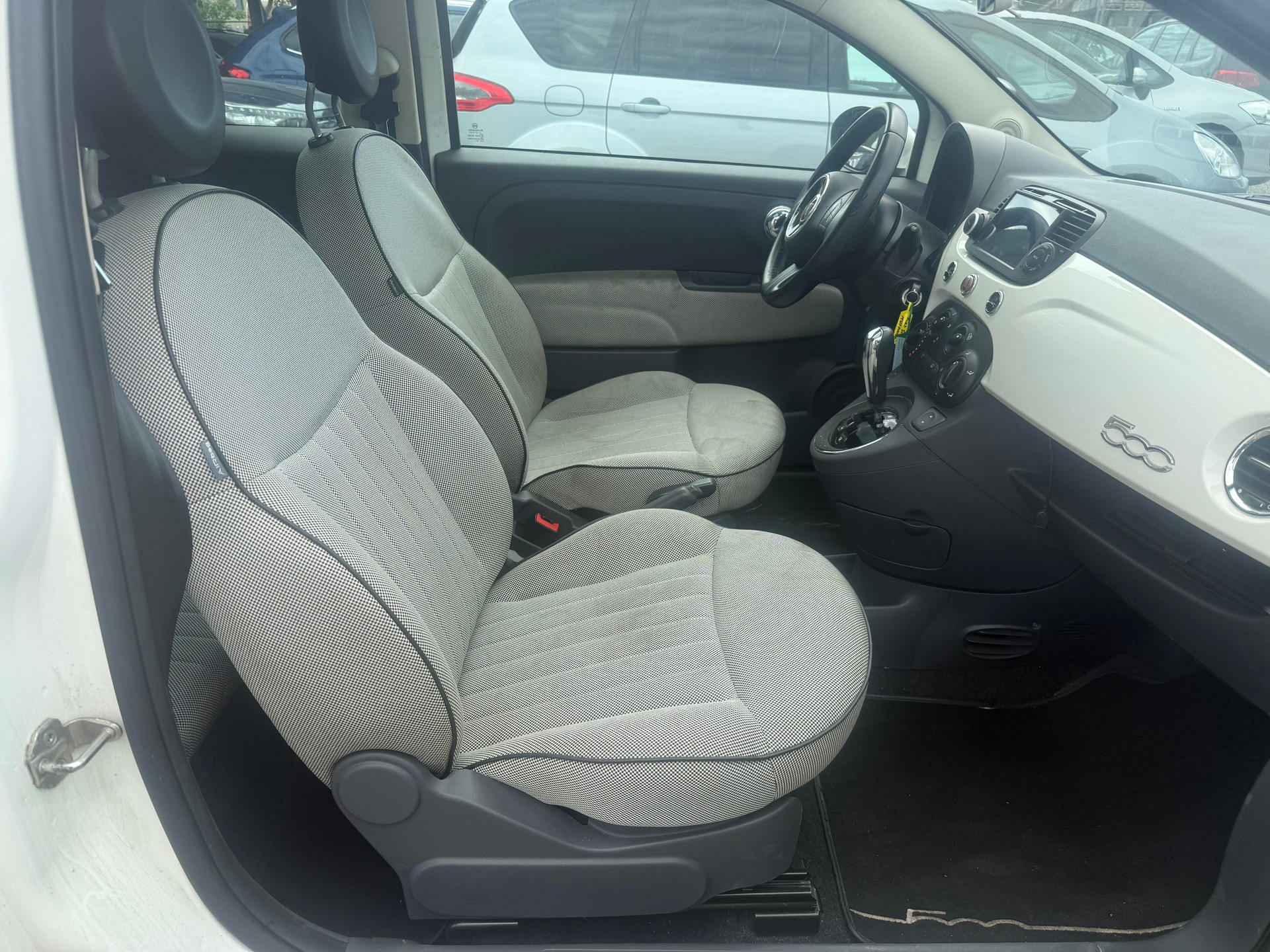 FIAT 500 1.4 16V Sport Dualogic-image-9