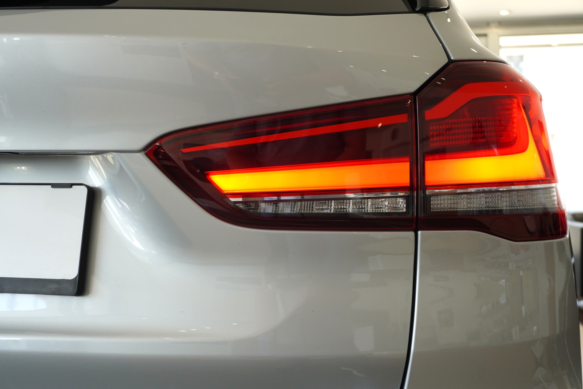 BMW X1 xDrive 25d Sport Line Steptronic-image-22