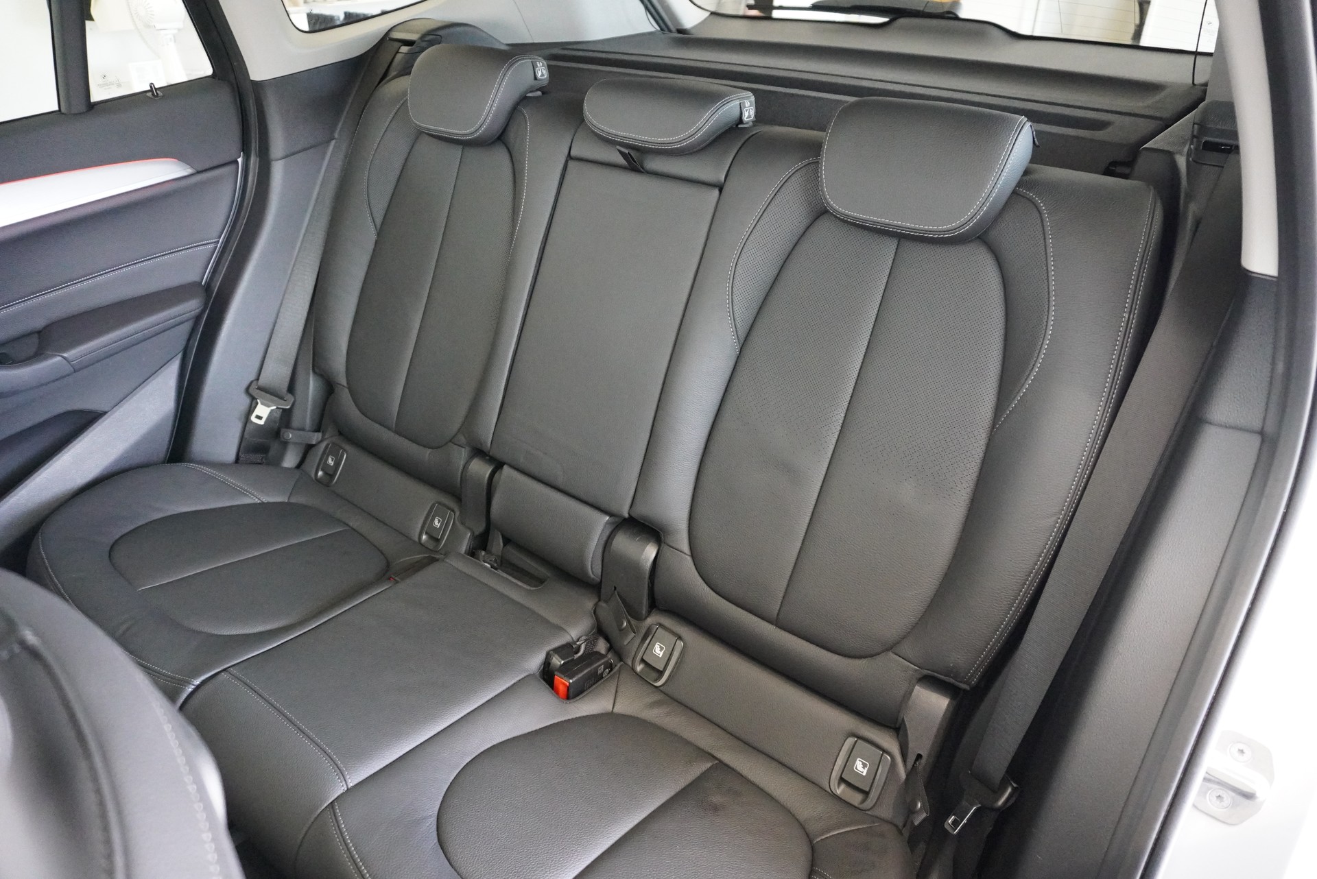 BMW X1 xDrive 25d Sport Line Steptronic-image-18