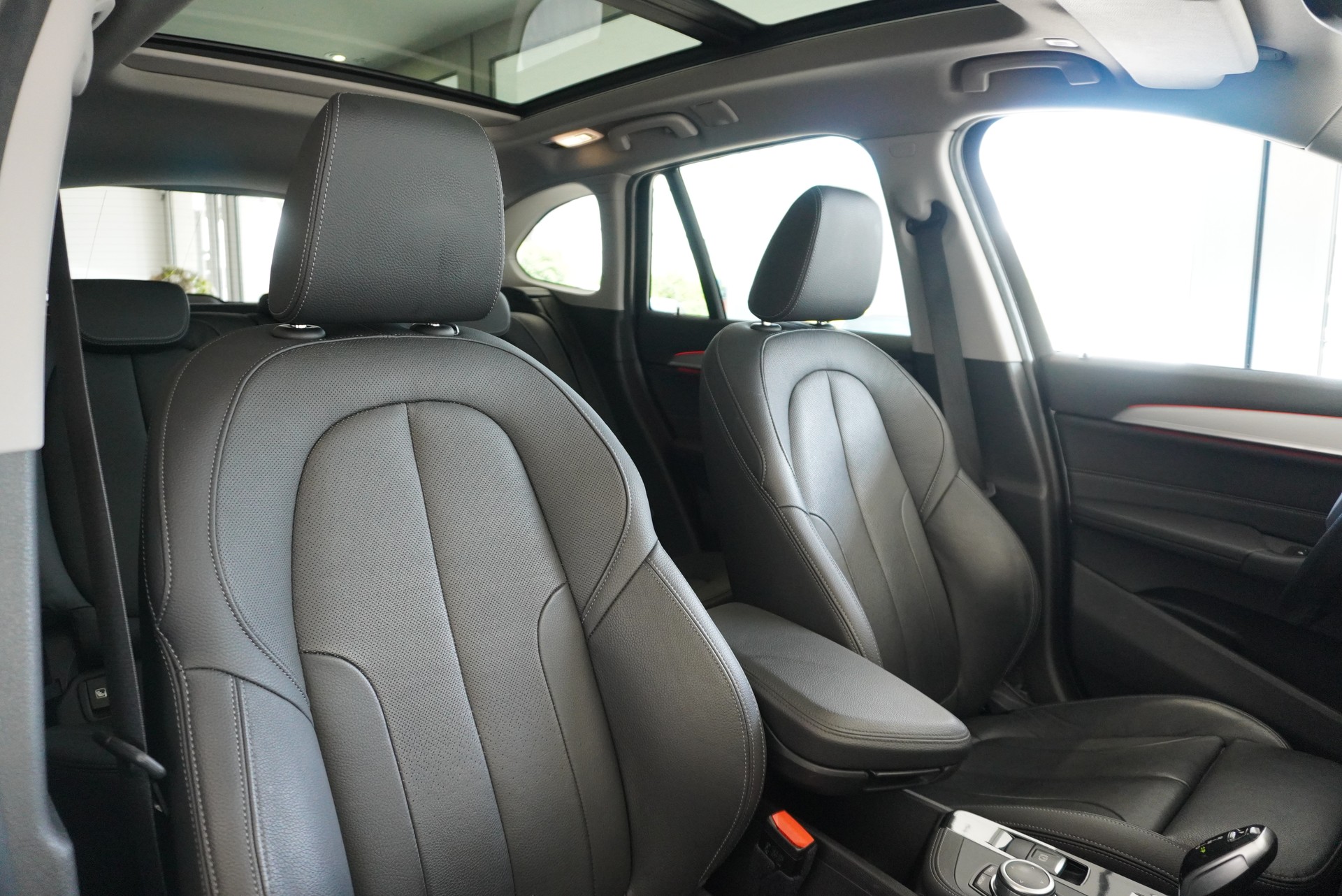 BMW X1 xDrive 25d Sport Line Steptronic-image-8
