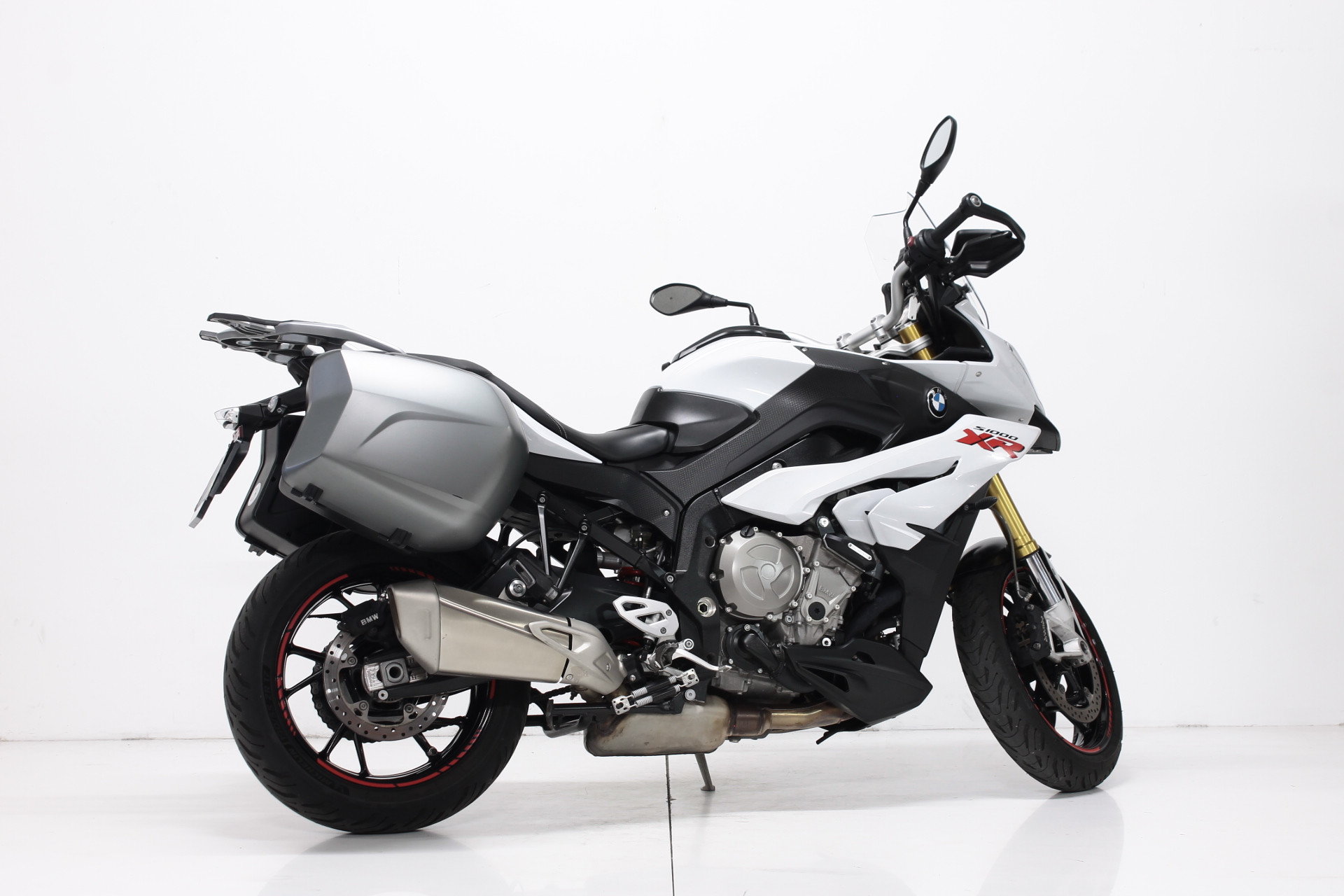 BMW S 1000 XR-showroom-element-2