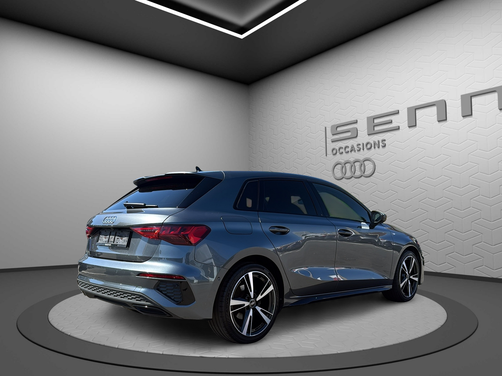 AUDI A3 Sportback 35 TFSI S line Attraction S-tronic-image-5