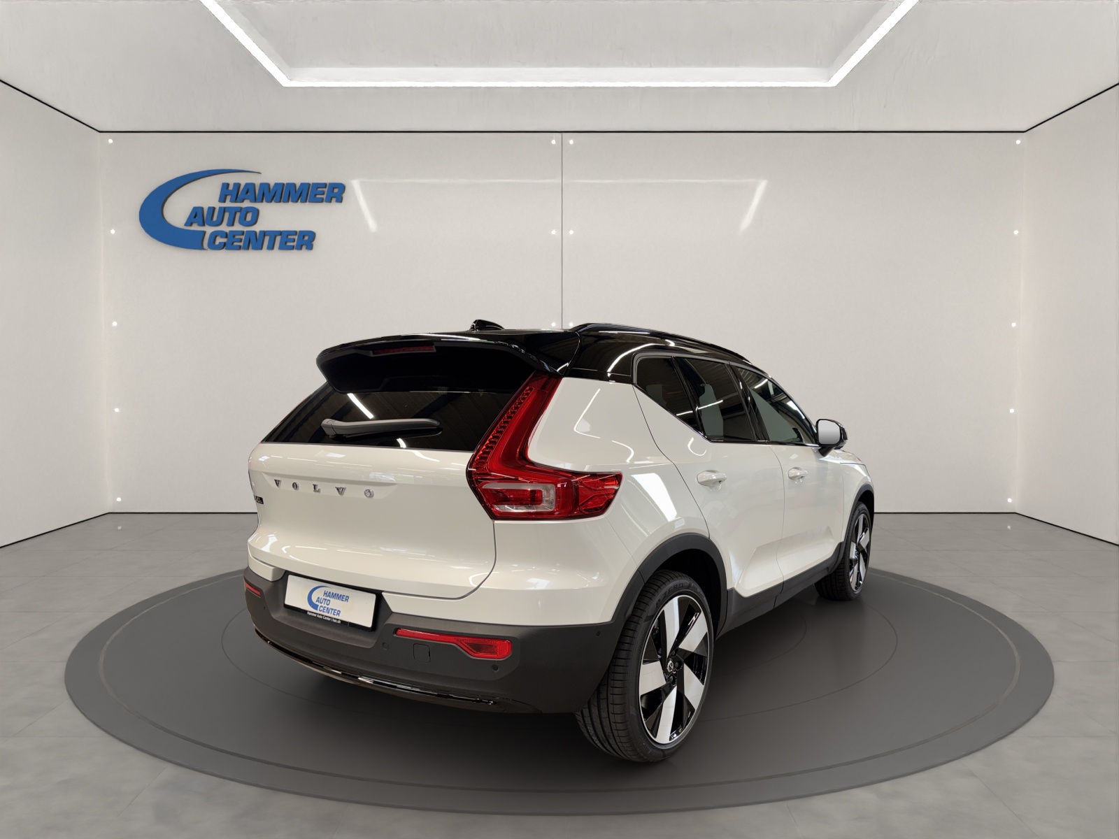 VOLVO EX40 Twin Ultra AWD-image-4