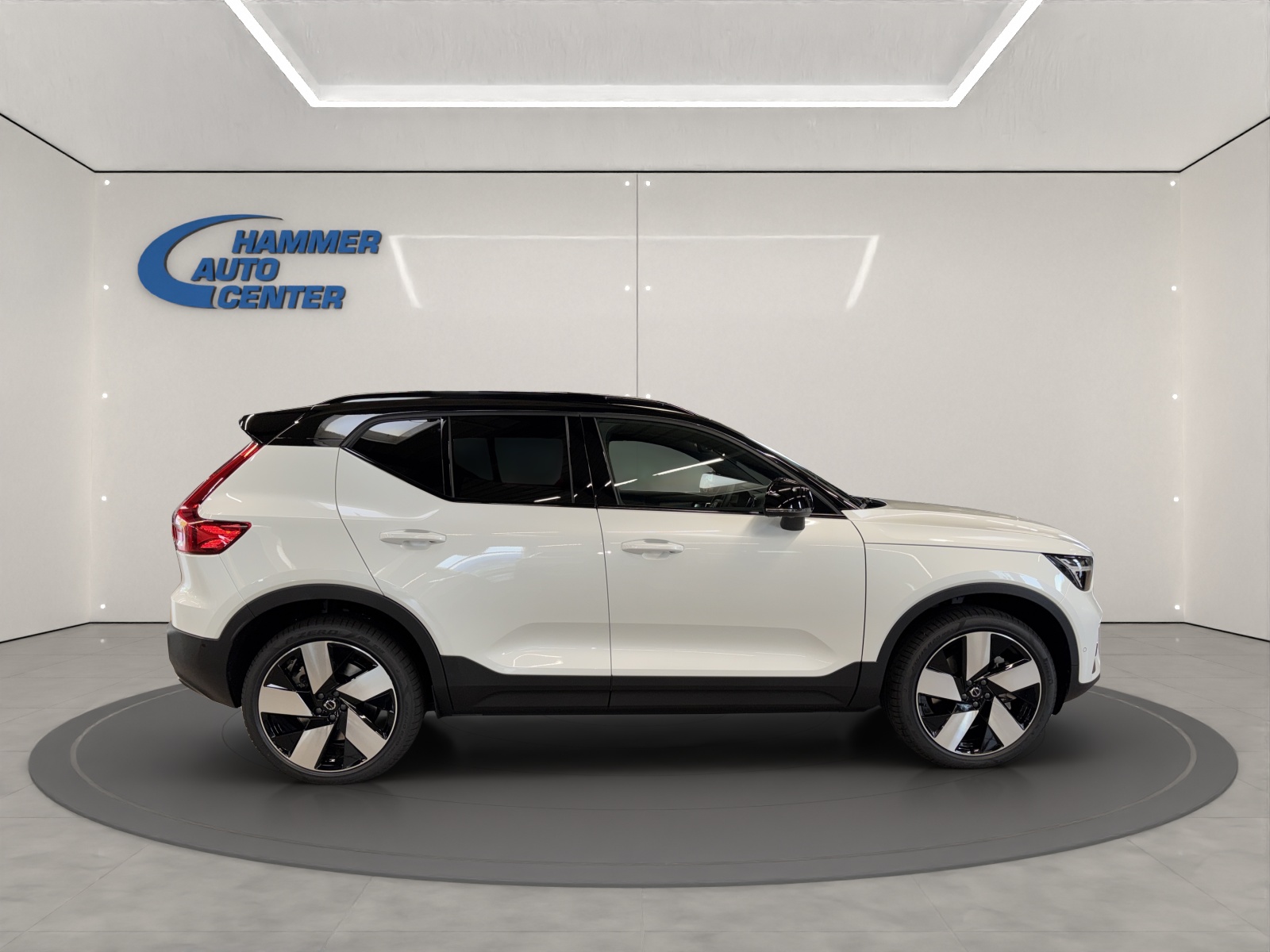 VOLVO EX40 Twin Ultra AWD-image-5
