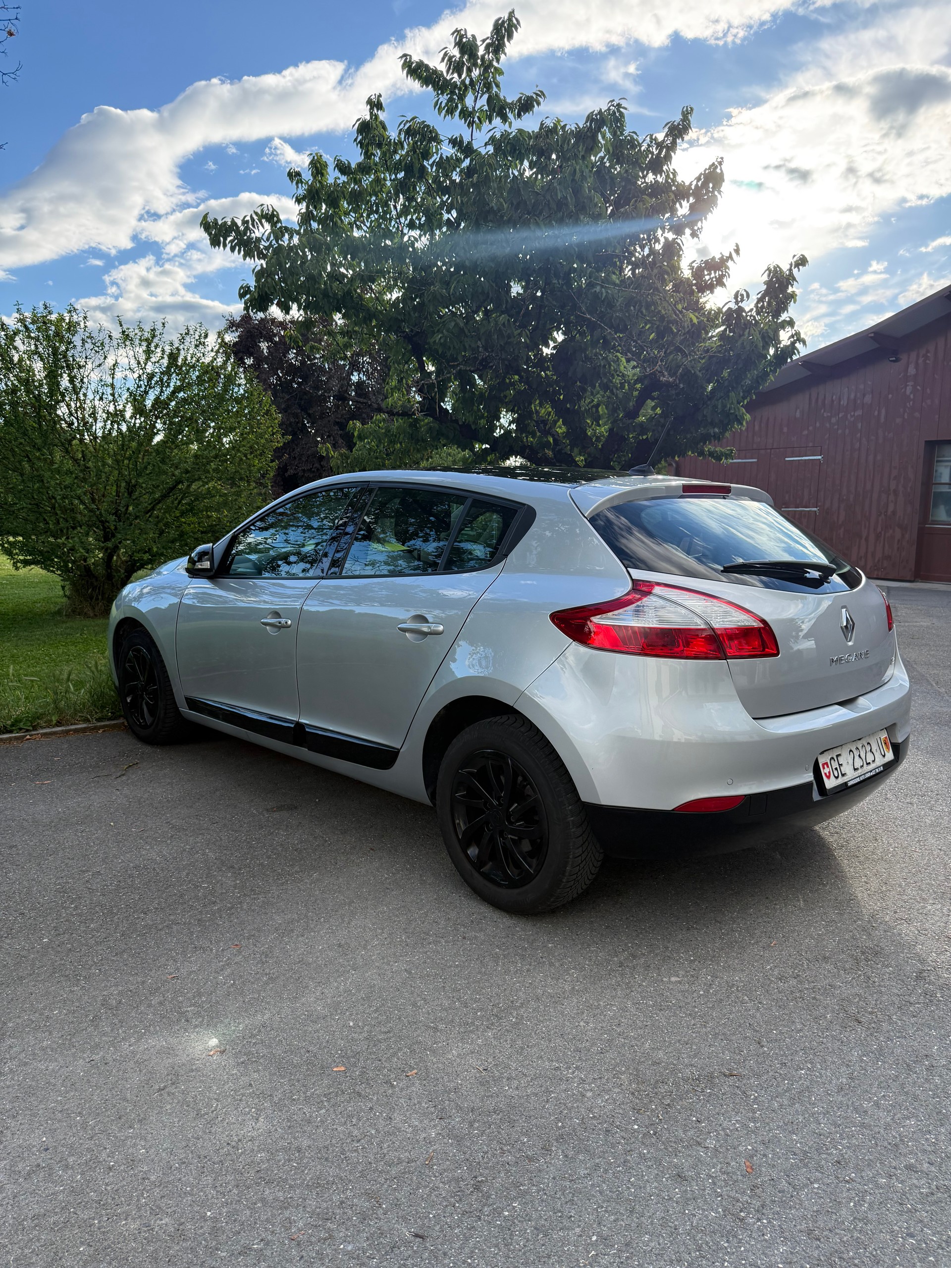 RENAULT Mégane Coupé 1.2 16V Turbo Dynamique-image-2